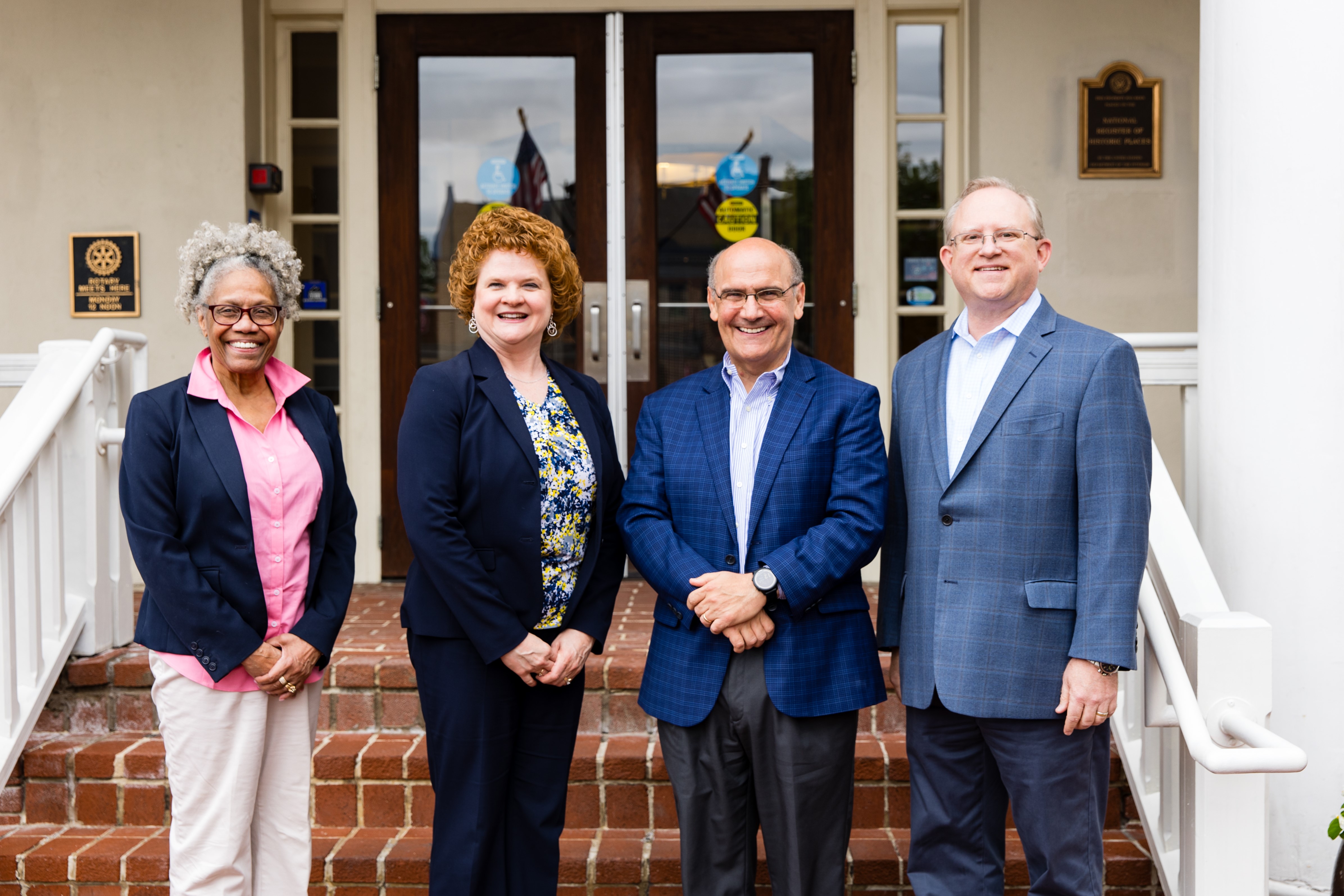 Unveiling History: Guest Speakers Celebrate Hotel Gettysburg's New Name