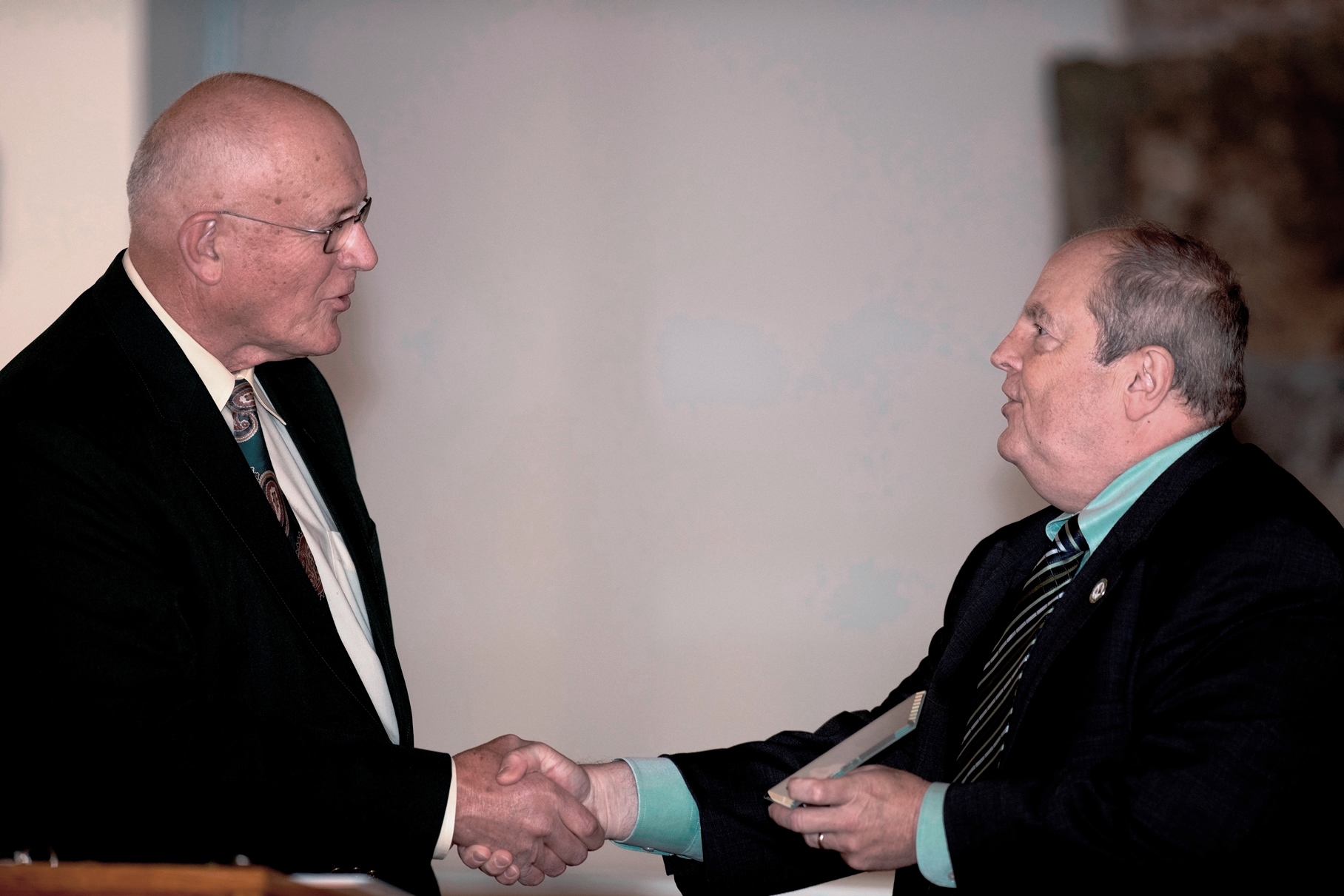 Larry Homsted, Class of 1964 (left) was the recipient of this year's  Presidential Outstanding Service Award. Husson University President Robert A. Clark, Ph.D. (right) presented the award to Homsted as part of the 2019 Alumni Hall of Fame induction ceremony. 

Homsted worked in the banking industry for 31 years. He started with Merchants National Bank in April of 1961 and moved to Penobscot Savings in 1976. 

Penobscot Savings later became part of Peoples Heritage Bank. Homsted retired in 1992 as Peoples Heritage Bank's chief security officer and telecommunications coordinator.

 