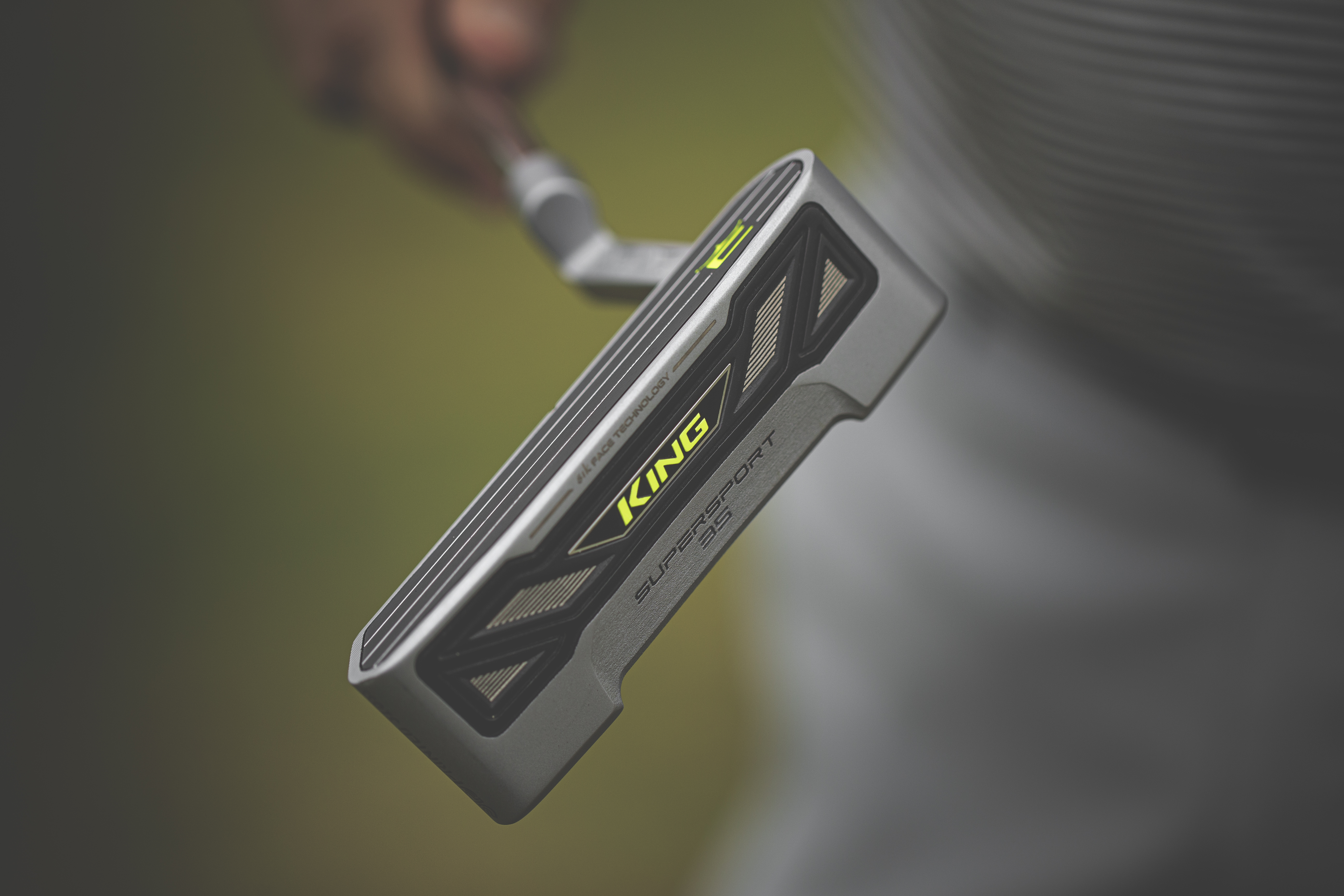 Cobra Putter close