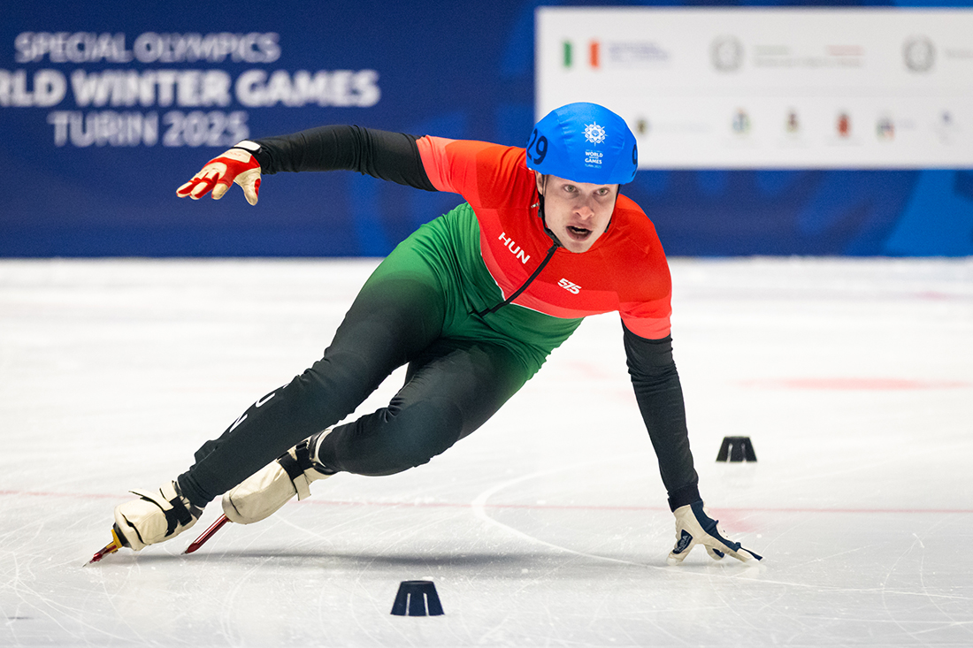 Zsombor Bohn of Special Olympics Hungary competes in short track speed skating at the Special Olympics World Winter Games Turin 2025. The 22-year-old went on to claim two gold medals and a bronze over four days of intense competition.Photo by: Iñaki Esnaola.