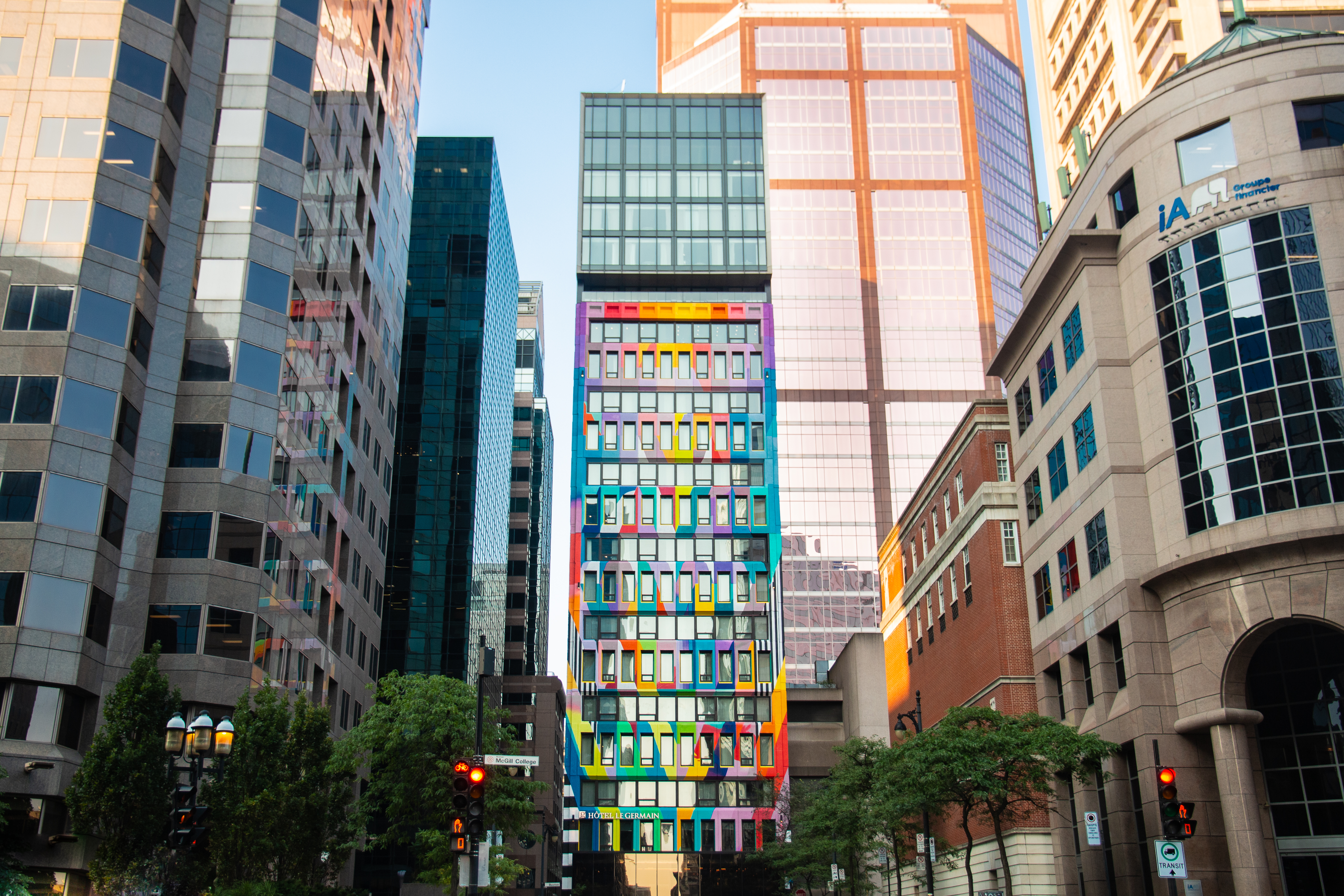 Hôtel Le Germain Montréal Murale façade