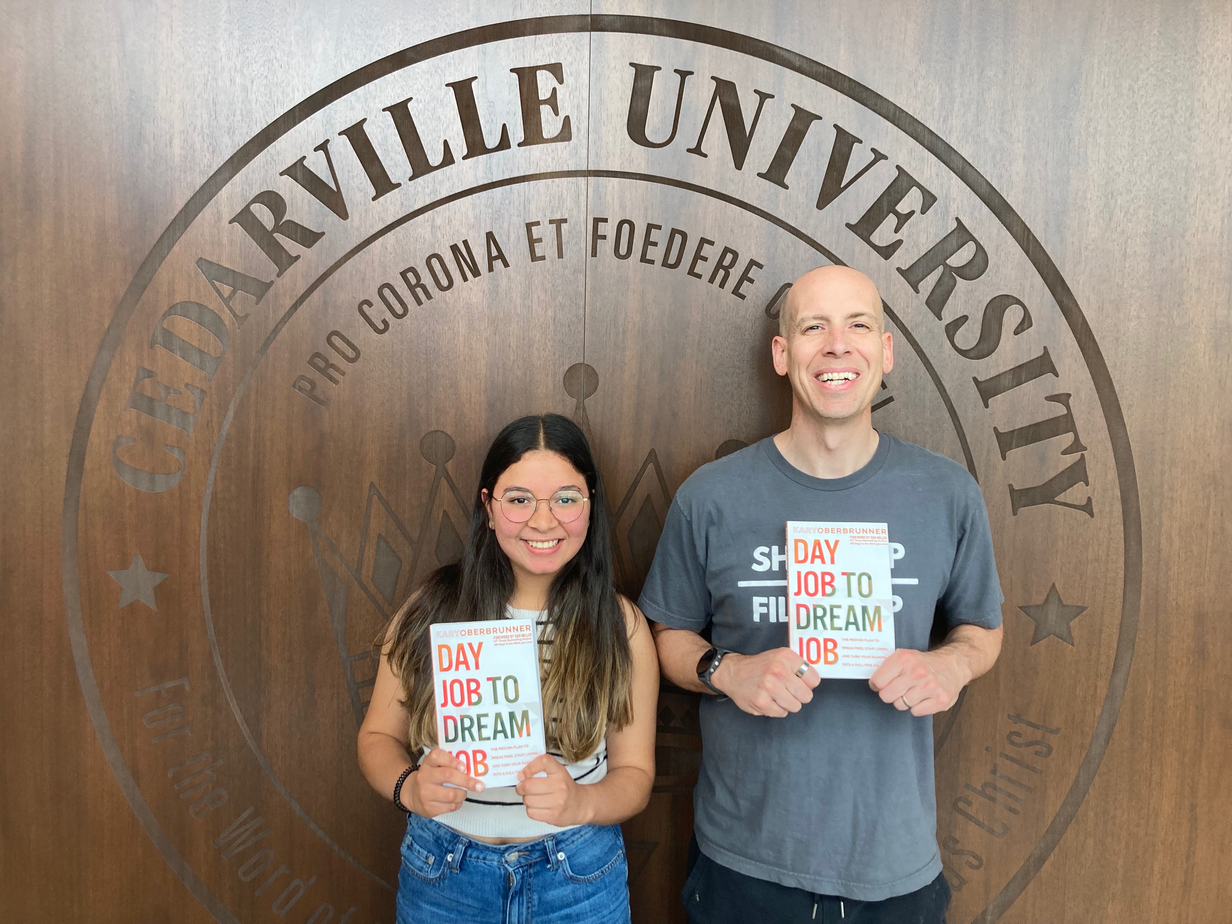 Cedarville University professor Dr. Kary Oberbrunner partnered with Gladys Cerrato, a senior majoring in marketing, on translating his best-selling book, From Day Job to Dream Job, from English to Spanish.