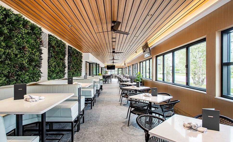 Moxies South Edmonton Common - Patio