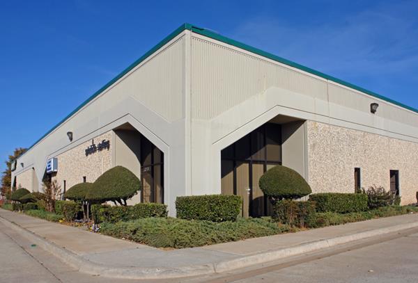One of the two light industrial buildings totaling 67,287 square feet in Oklahoma City, Oklahoma recently acquired by Sealy & Company