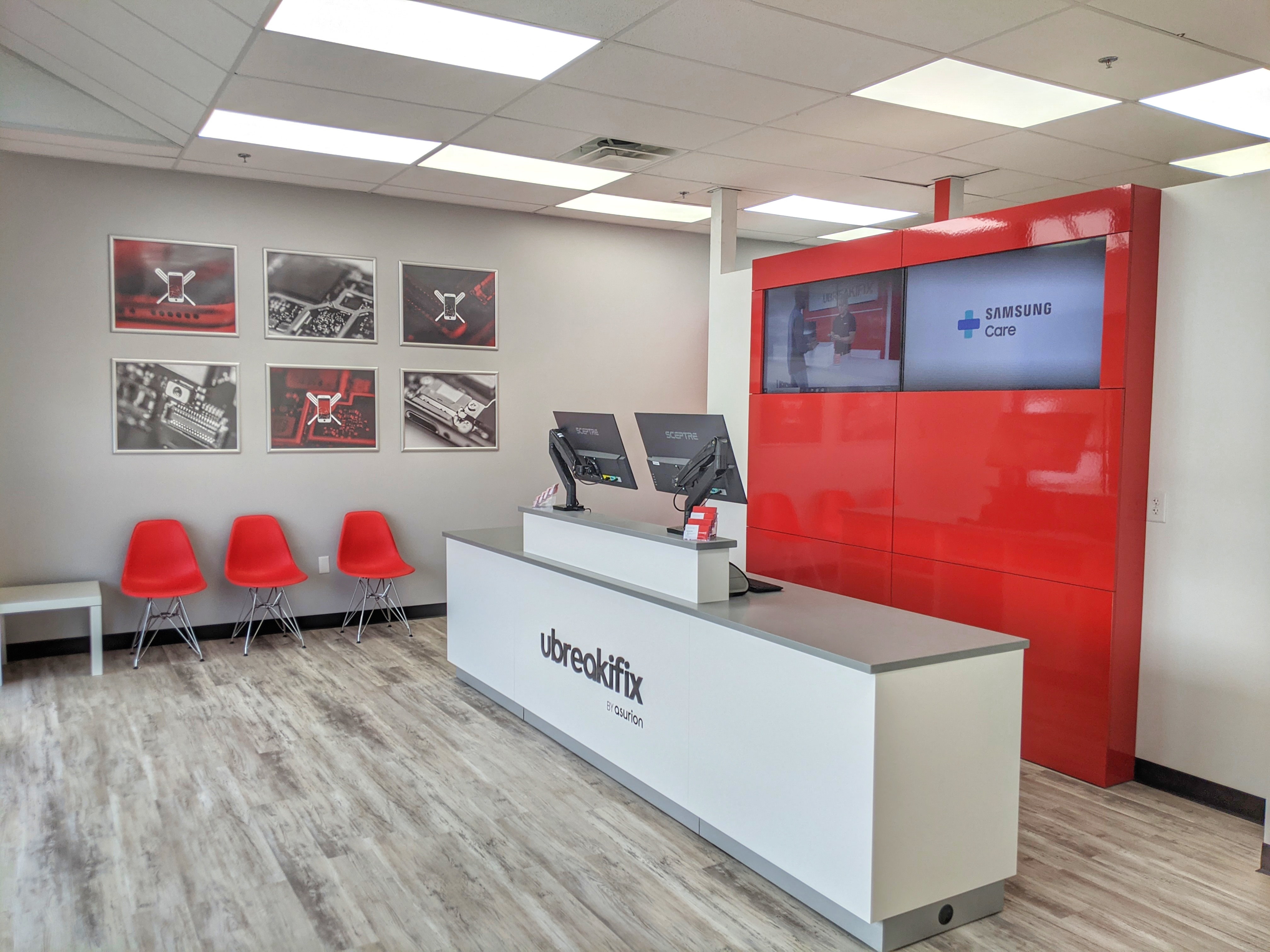 uBreakiFix Johnson City