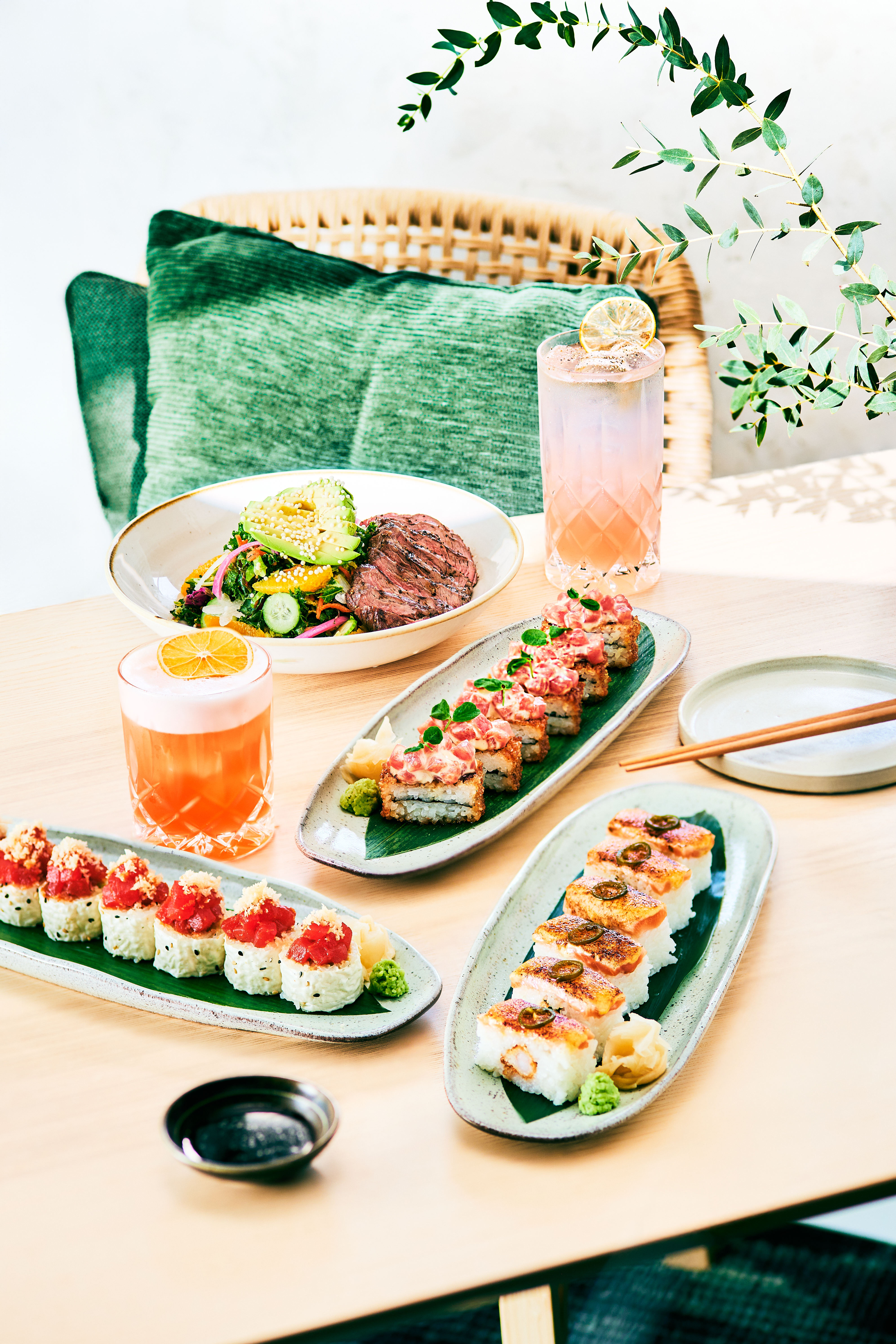 Moxies Unveils Summer Feature Menu, Led by Bold New Sushi Creations, Available Across Canada