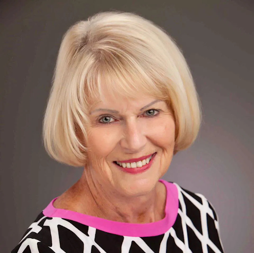 Real Estate Expert Ginny Fey Shares How to Recognize the Right Time to Move in HelloNation