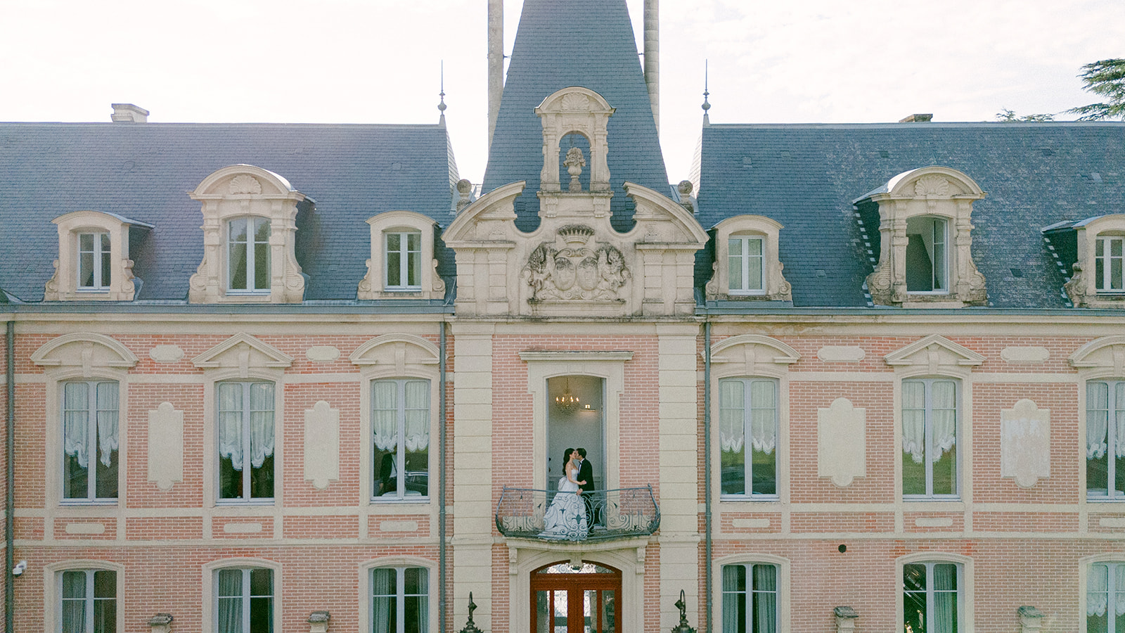 Alexandra Palace Hotel Hosts Lavish Multimillion Dollar Wedding that Captivates France