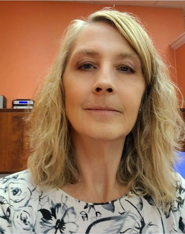 Bookkeeping Expert Sandy Richard Explains Why Staying in Touch With Your Bookkeeper Matters in HelloNation