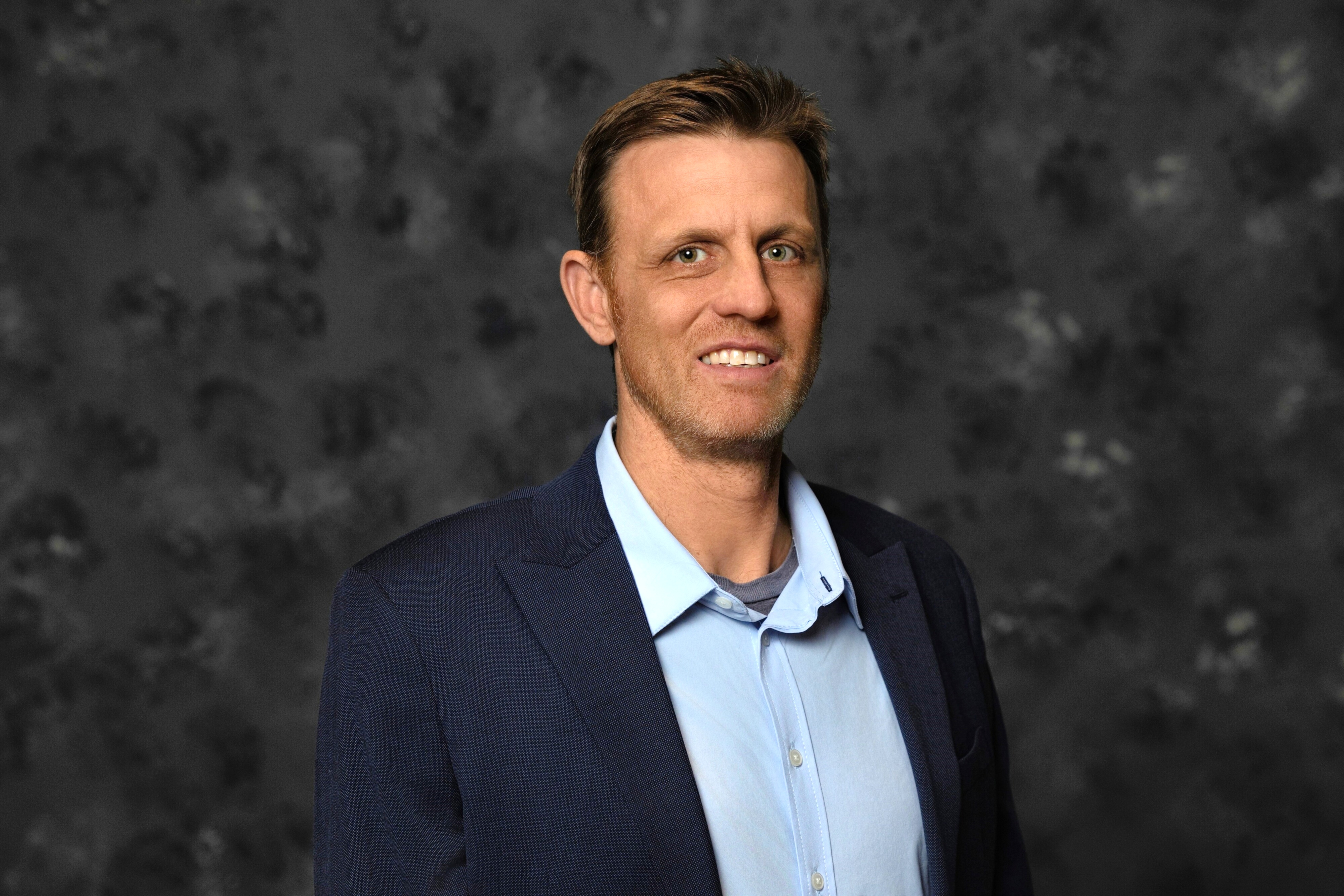 Sytsma 2025 headshot 2