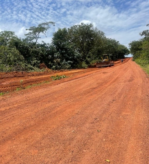 Images 1: Haul Road Development between Danielle Plateau and Inland Rail Facility