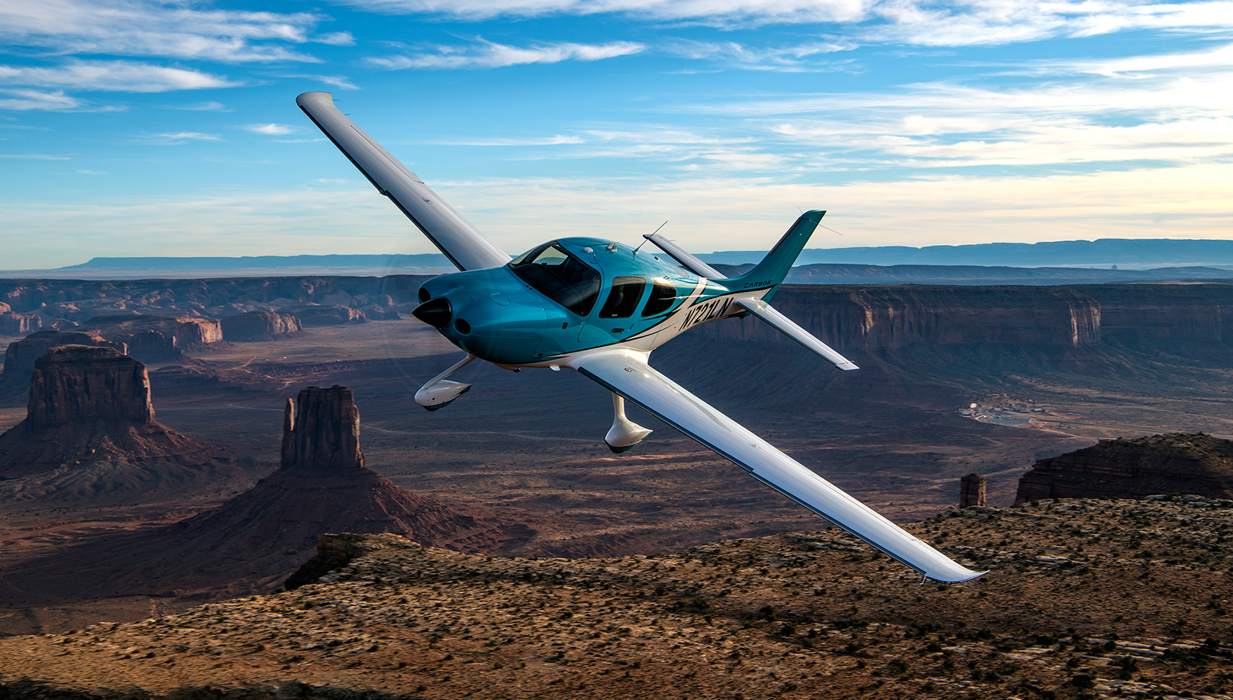 Cirrus Aircraft today announced continued expansion with the opening of its new Cirrus Flight Training facility located at the Scottsdale Airport (KSDL) in Arizona, as well as two new satellite Cirrus Aircraft Innovation Centers in Chandler, Arizona and in McKinney, Texas.