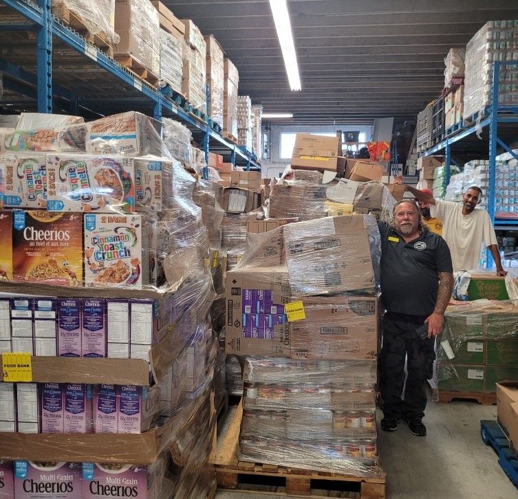 Feed Ontario Team Members with Food Donations