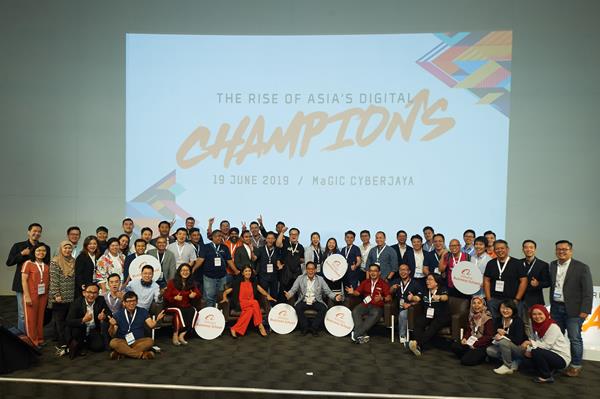 Brian Wong, Vice President of Alibaba Group (sitting, centre), and Surina Shukri, Chief Executive Officer of MDEC (sitting, second from the left), with graduates from the eFounders and Netpreneur programs during first reunion in Cyberjaya, Malaysia