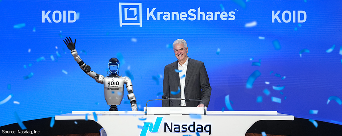 On June 25th, 2025, KraneShares rang the Nasdaq opening bell with a Unitree humanoid robot provided by RoboStore and operated by Stanford University's OpenMind engineers. Photo source: Nasdaq, Inc.