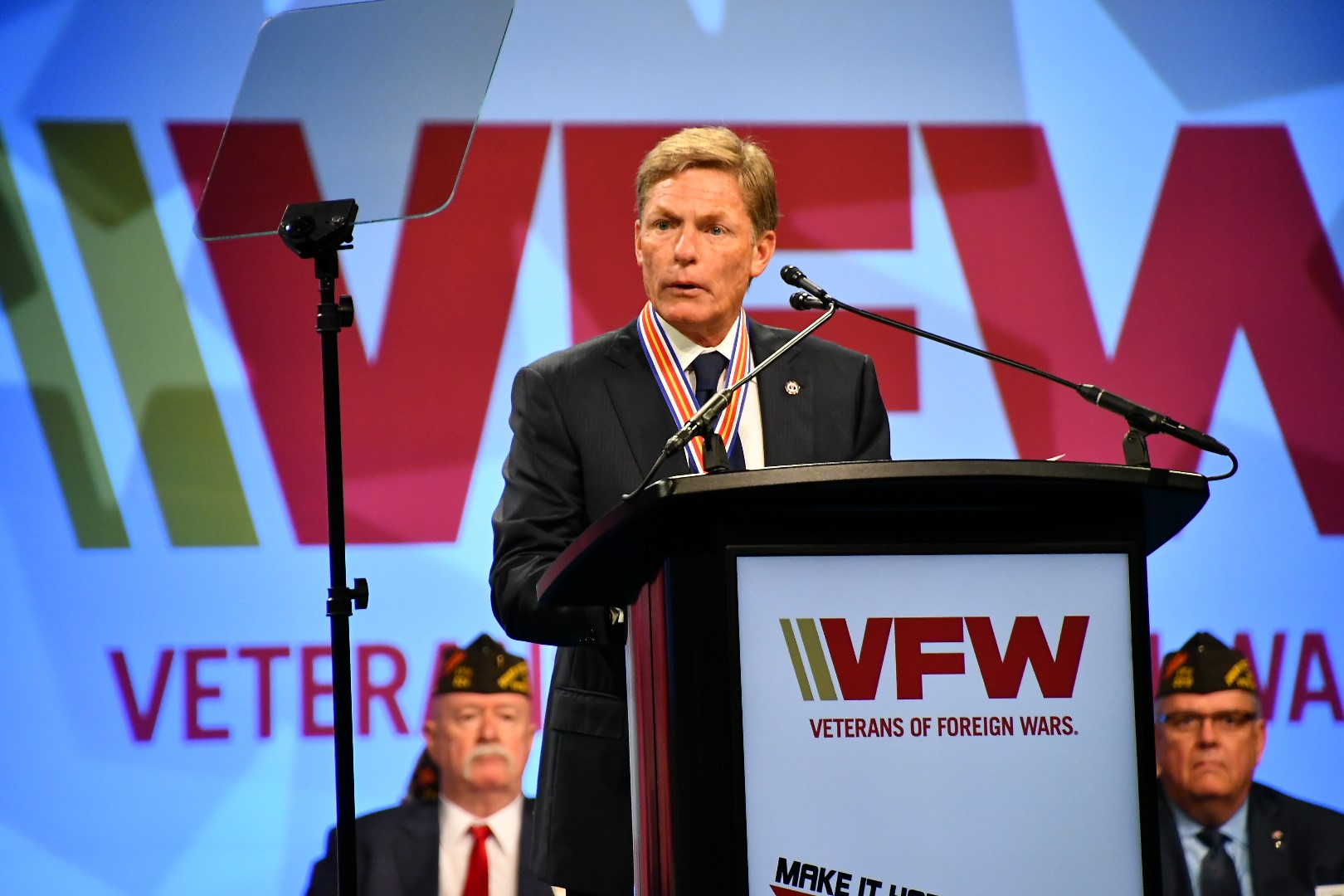 Ken Fisher, Chairman and CEO of Fisher House Foundation, speaks to nearly 4,000 members of the VFW during their 120th National Convention in Orlando.