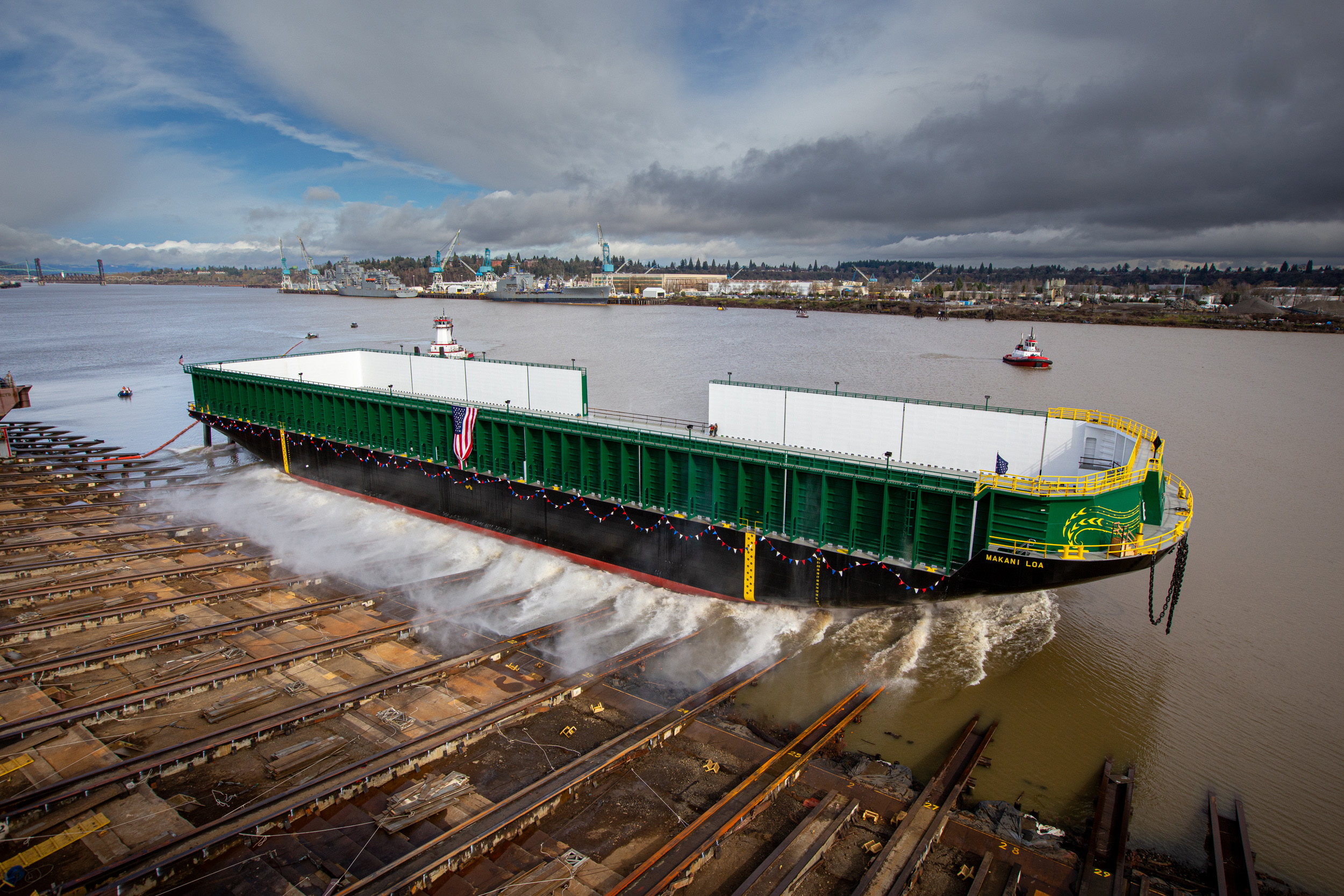 Makani Loa Barge Launch