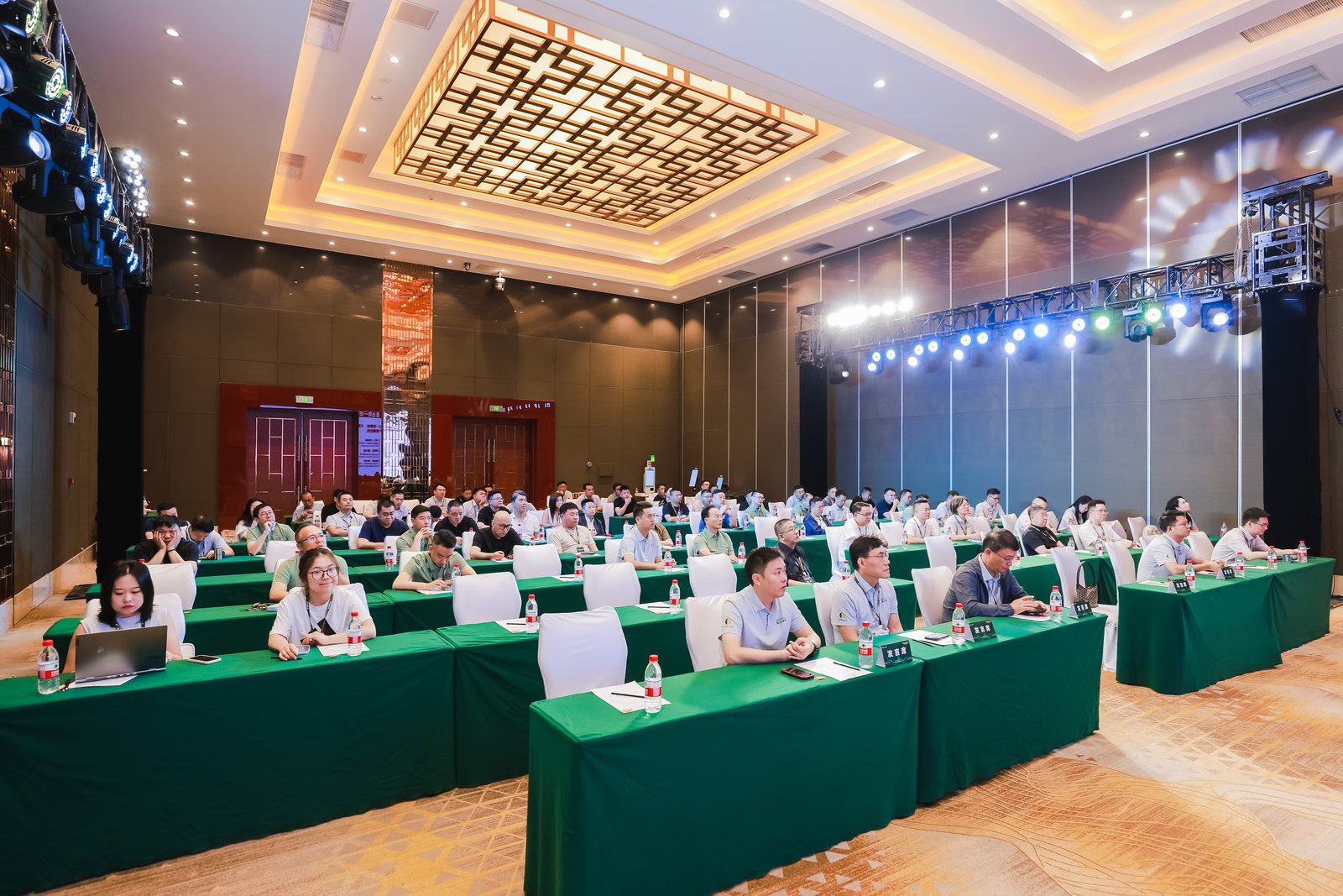 Initta Technology Showcases AI-Powered Retail Solutions at Nanchang Partner Conference