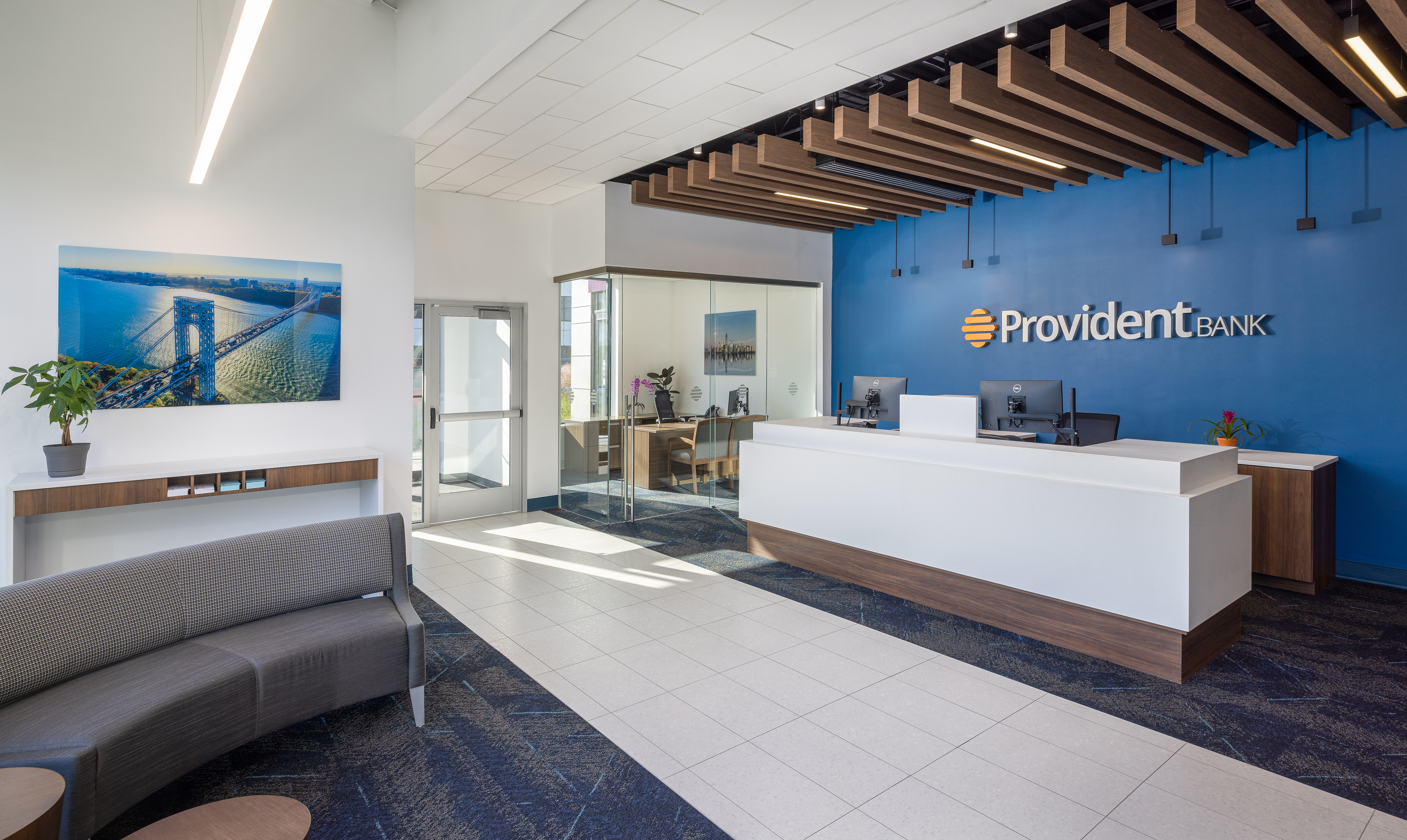 Provident lounge&desk