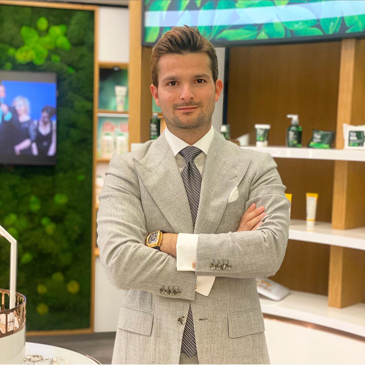 Sinan Tuna, CEO of Farmasi North America