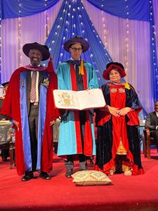 Professor Patrick Verkooijen receives his honorary degree at the University of Nairobi