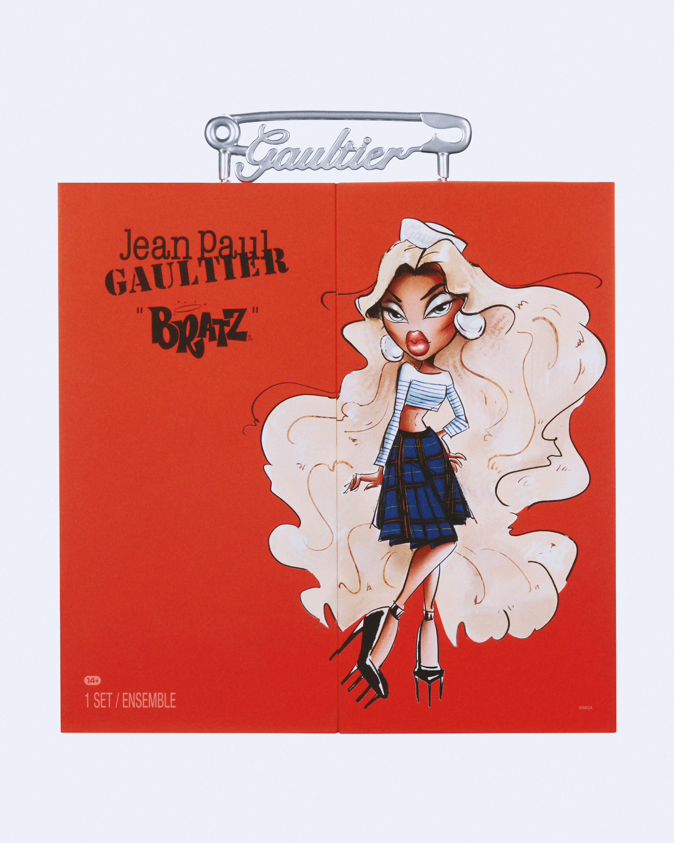 A standout luxury collectible, the The Bratz x Jean Paul Gaultier Collector Doll includes two outfits, fun accessories – like a mini Bratz x Gaultier fashion magazine and Gaultier fragrance bottle – along with custom packaging featuring a branded “Gaultier” safety pin handle and a surprise fold-out display.