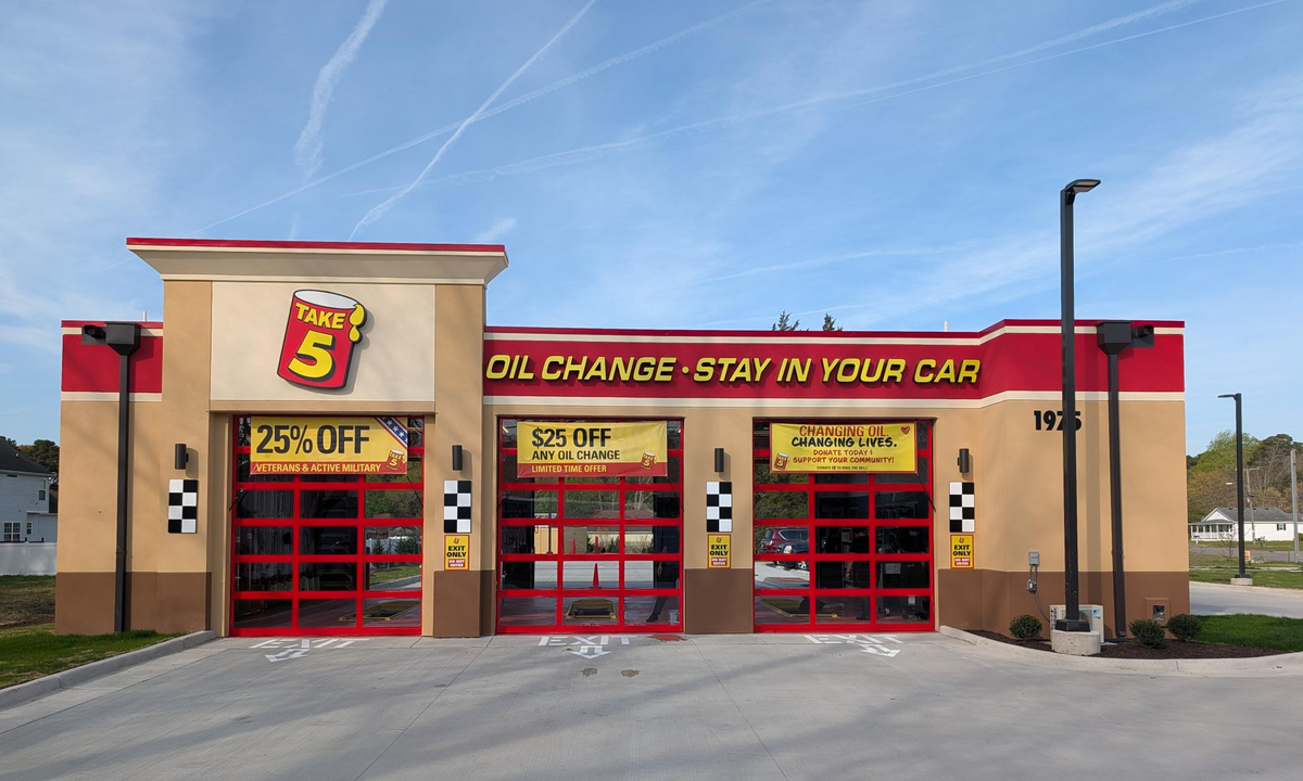 New Take 5 Oil Change in Suffolk