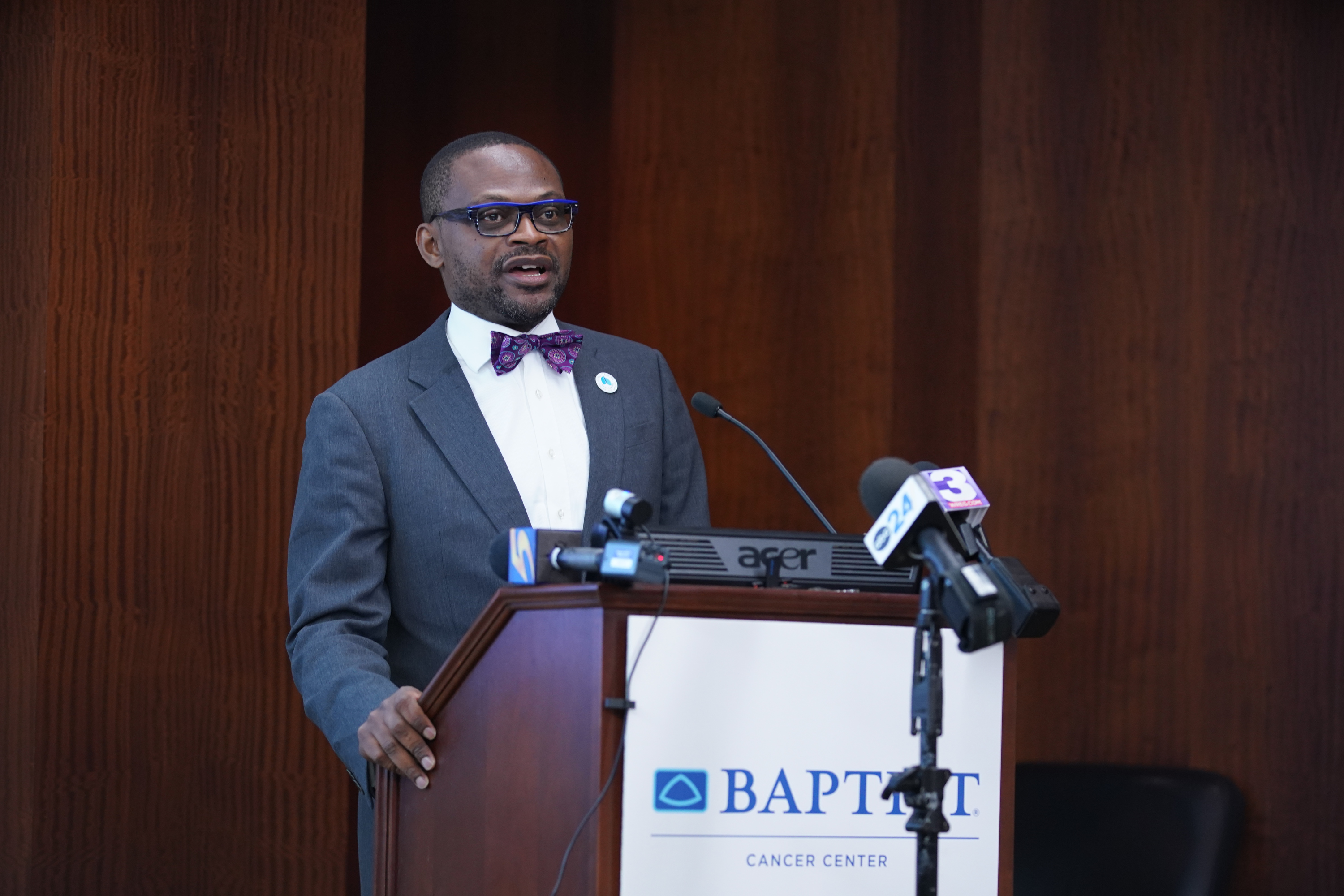 Dr. Raymond Osarogiagbon