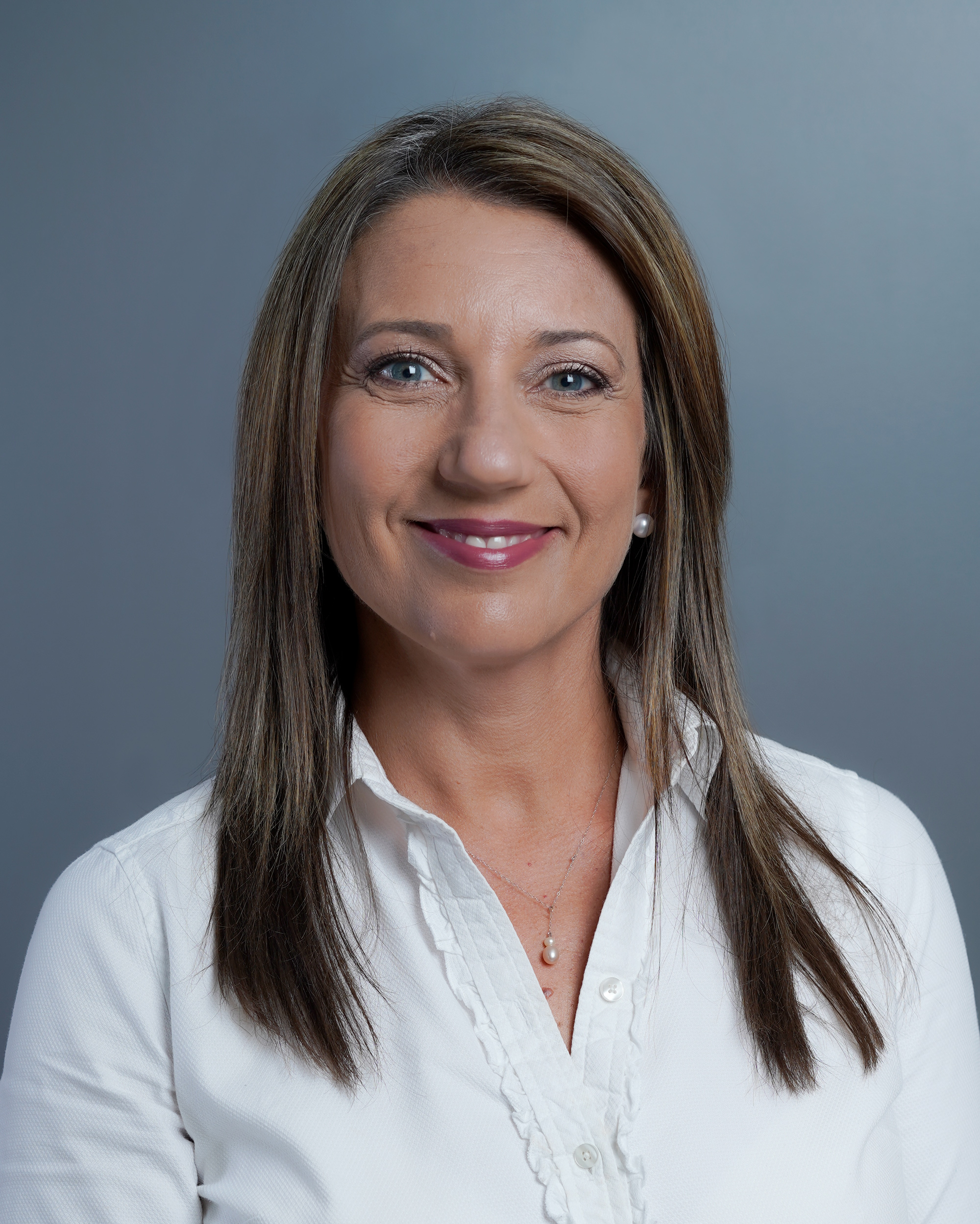 Evolve Bank & Trust Appoints Becky Bowers as Community Bank President, Memphis thumbnail