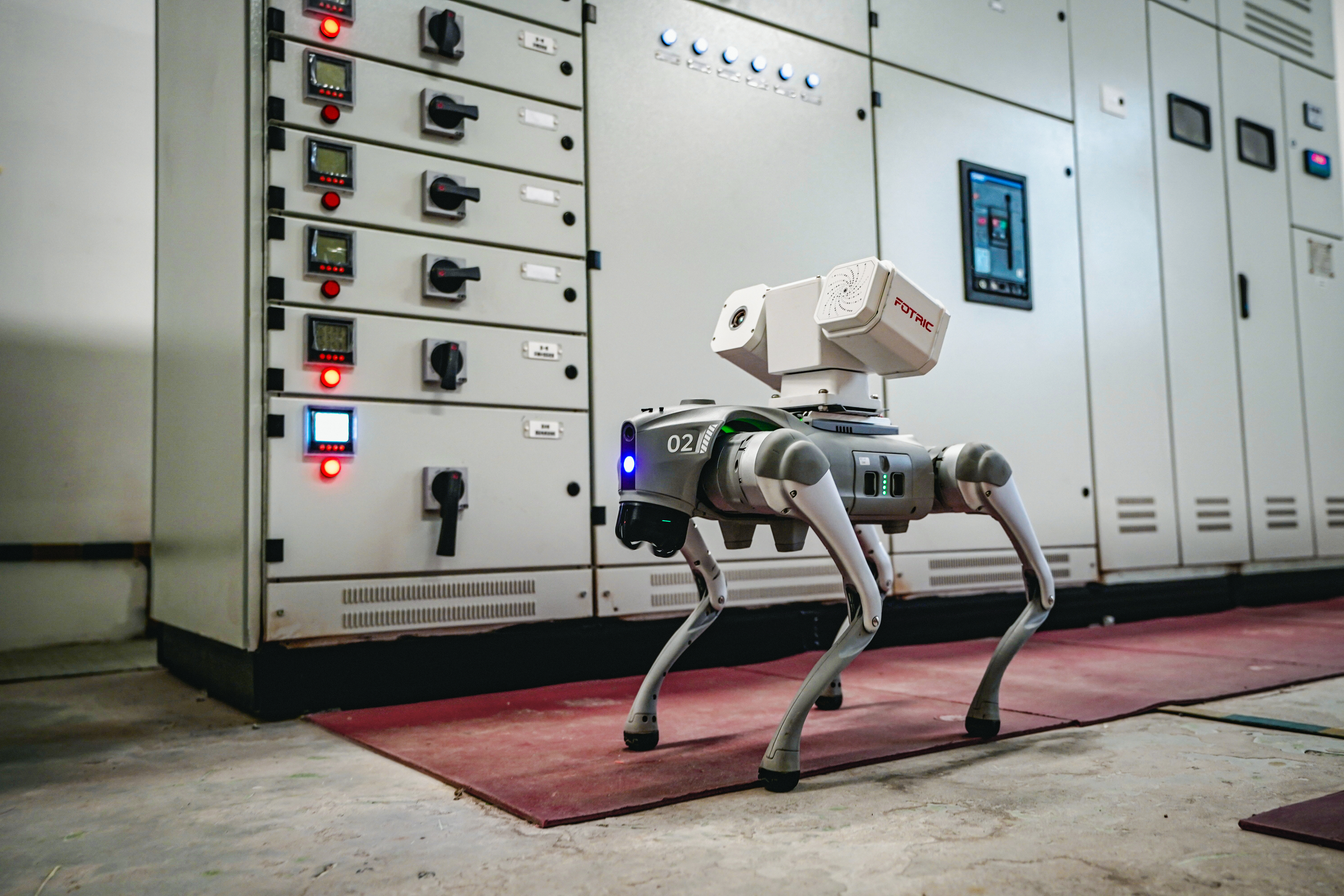 FOTRIC TD2 Sense acoustic module installed in an electric cabinet, detecting partial discharges and electrical anomalies.