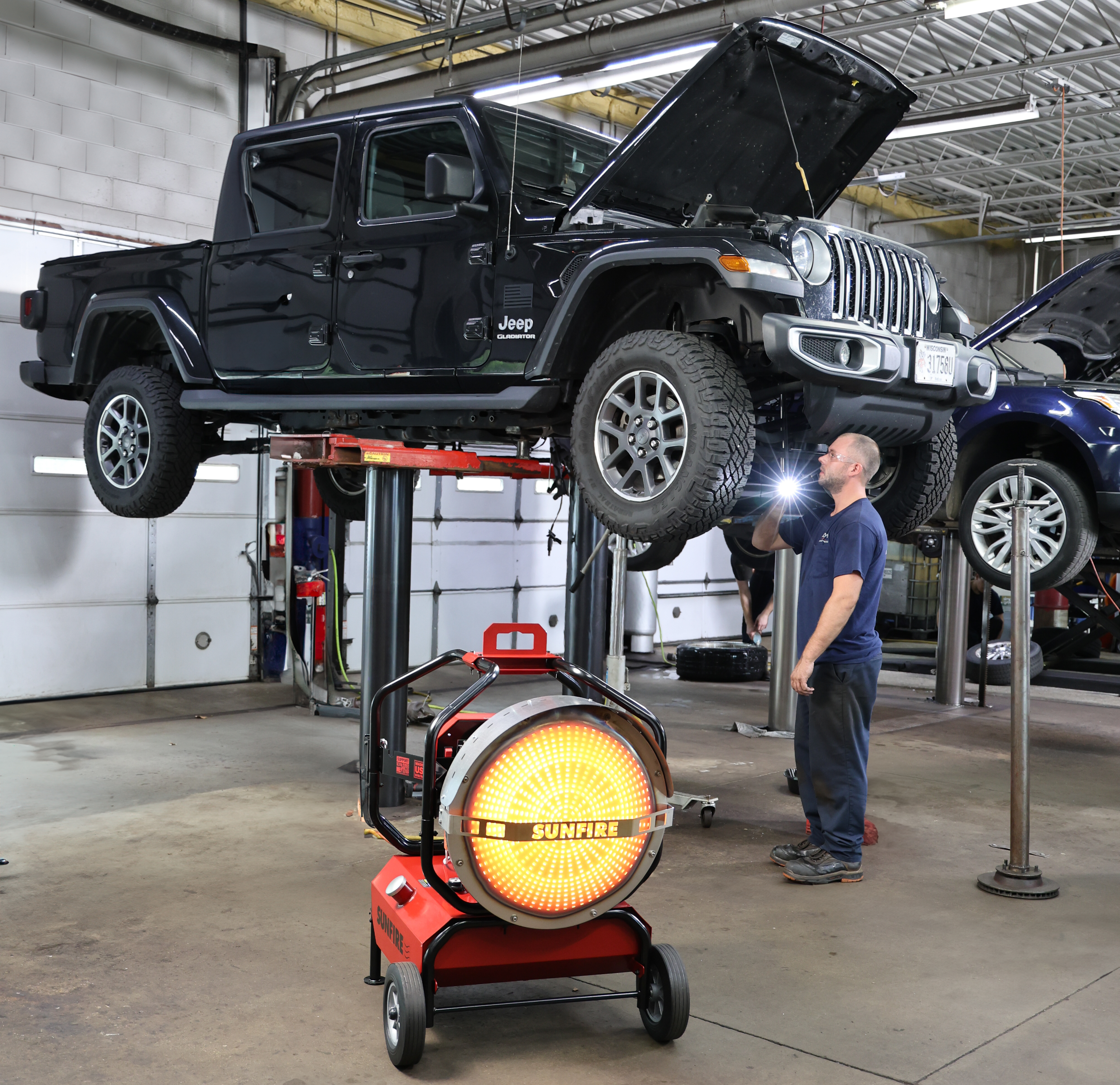 Auto shop with a SunFire SF160