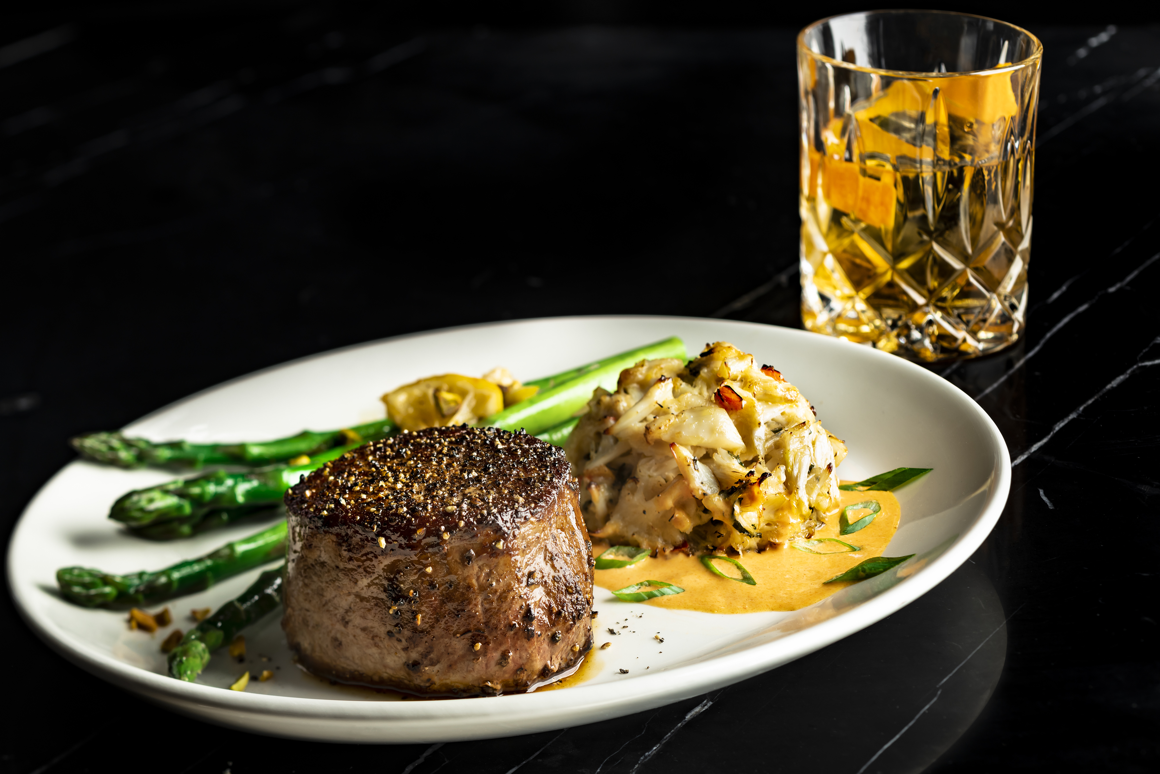 2019_01_30_DelFriscos_Filet_CrabCake_030_3_(2)