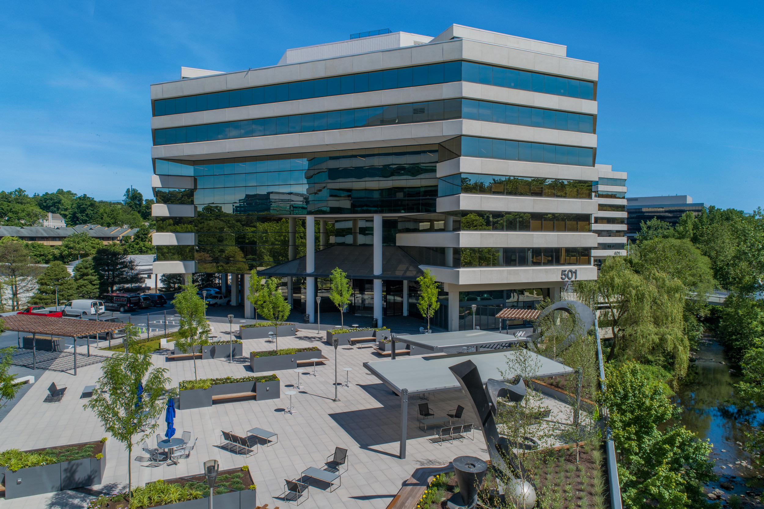 Building 501 at Merritt 7, overlooking the newly redesigned 35,000-square foot outdoor plaza.