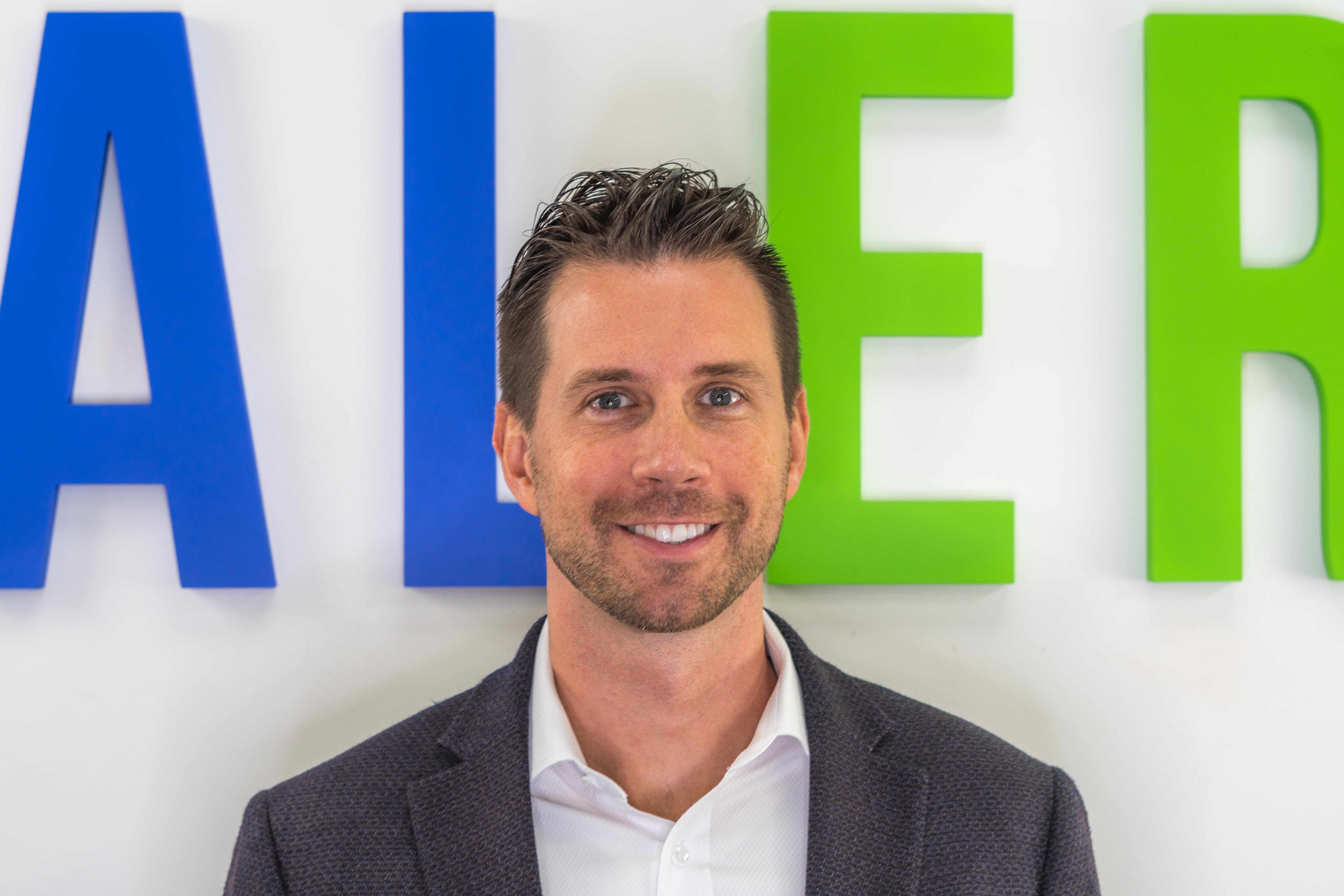 Daniel Malechuk Headshot