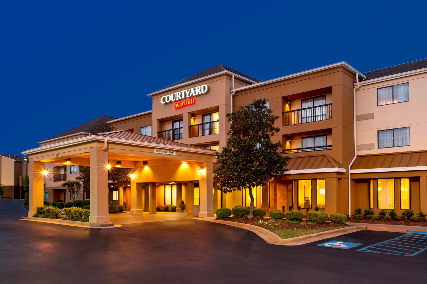 Courtyard by Marriott Tuscaloosa AL