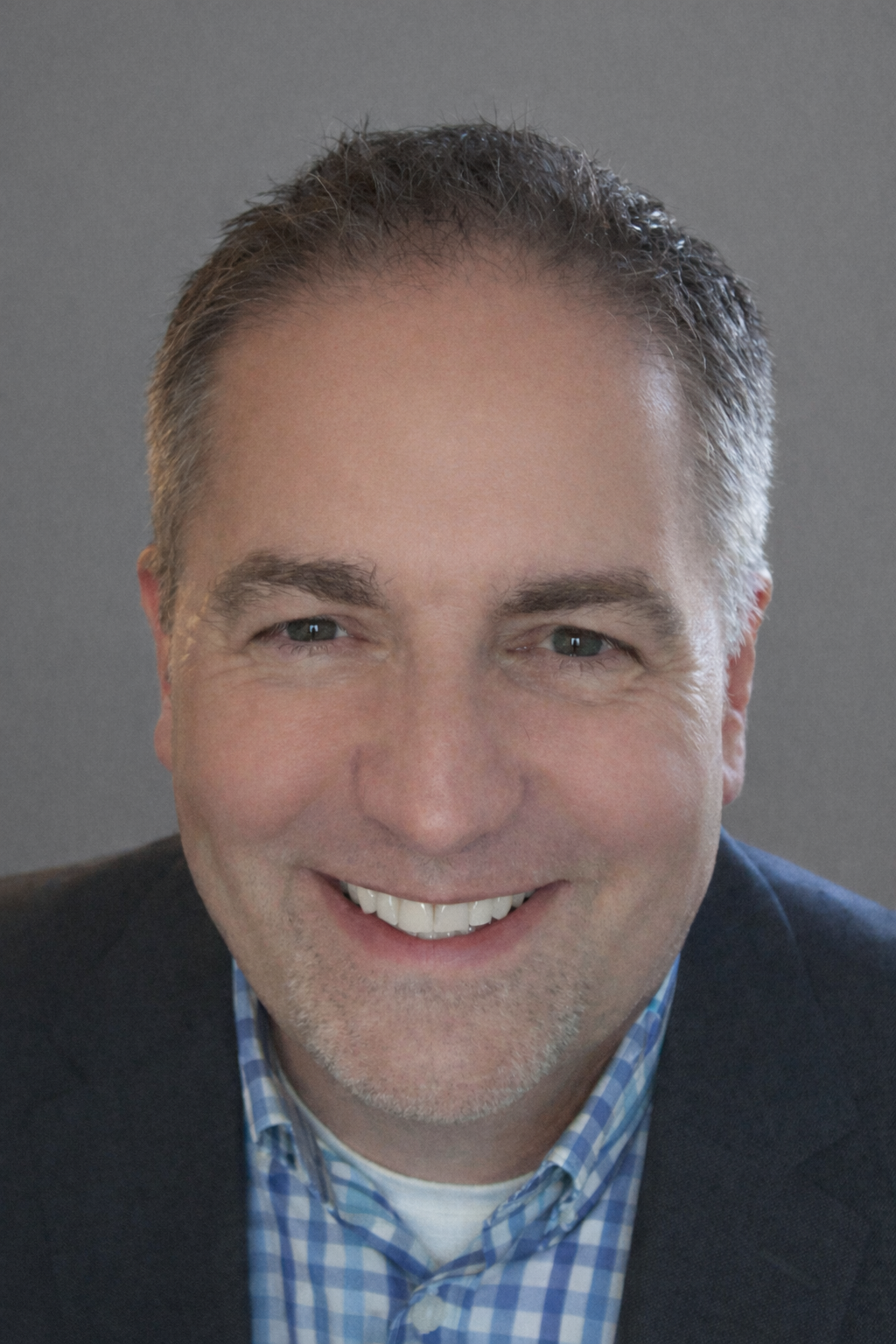 Mike Murphy Headshot Gray BG 1-2026