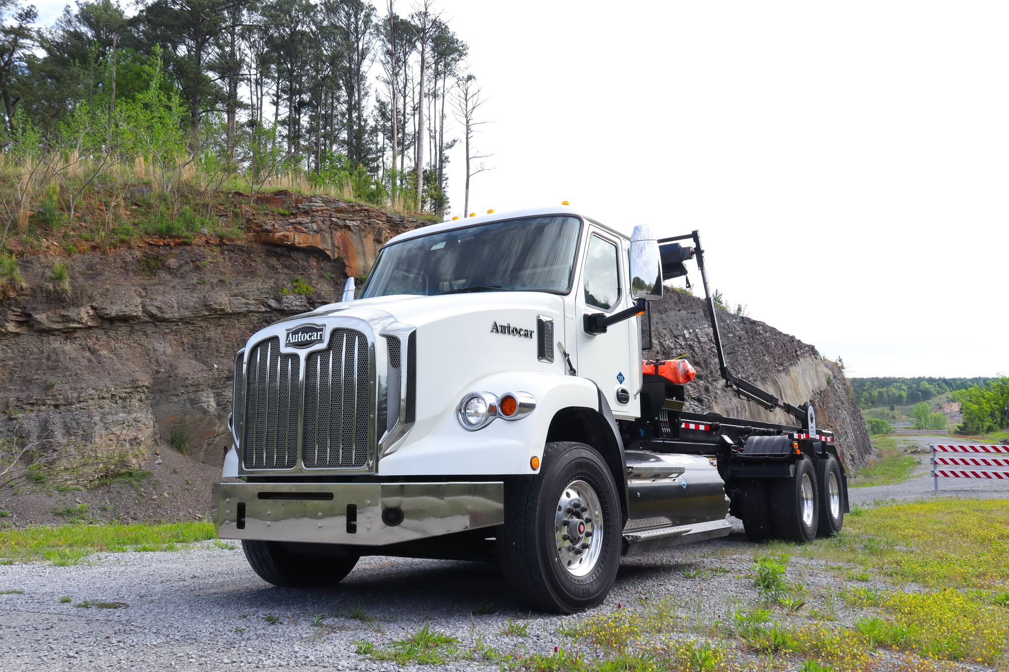 CNG Autocar truck