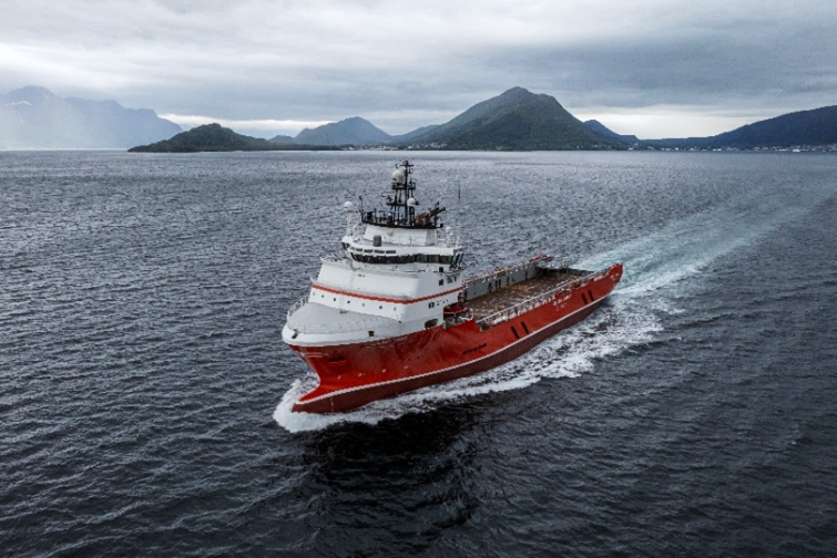 The GEOS vessel ENERGY SWAN