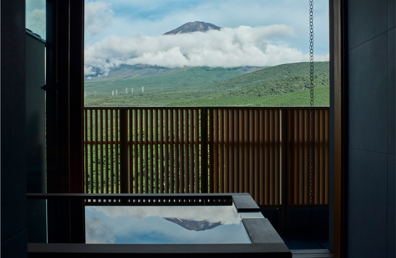 Private Bath at the Rooftop- ©GORA KADAN FUJI