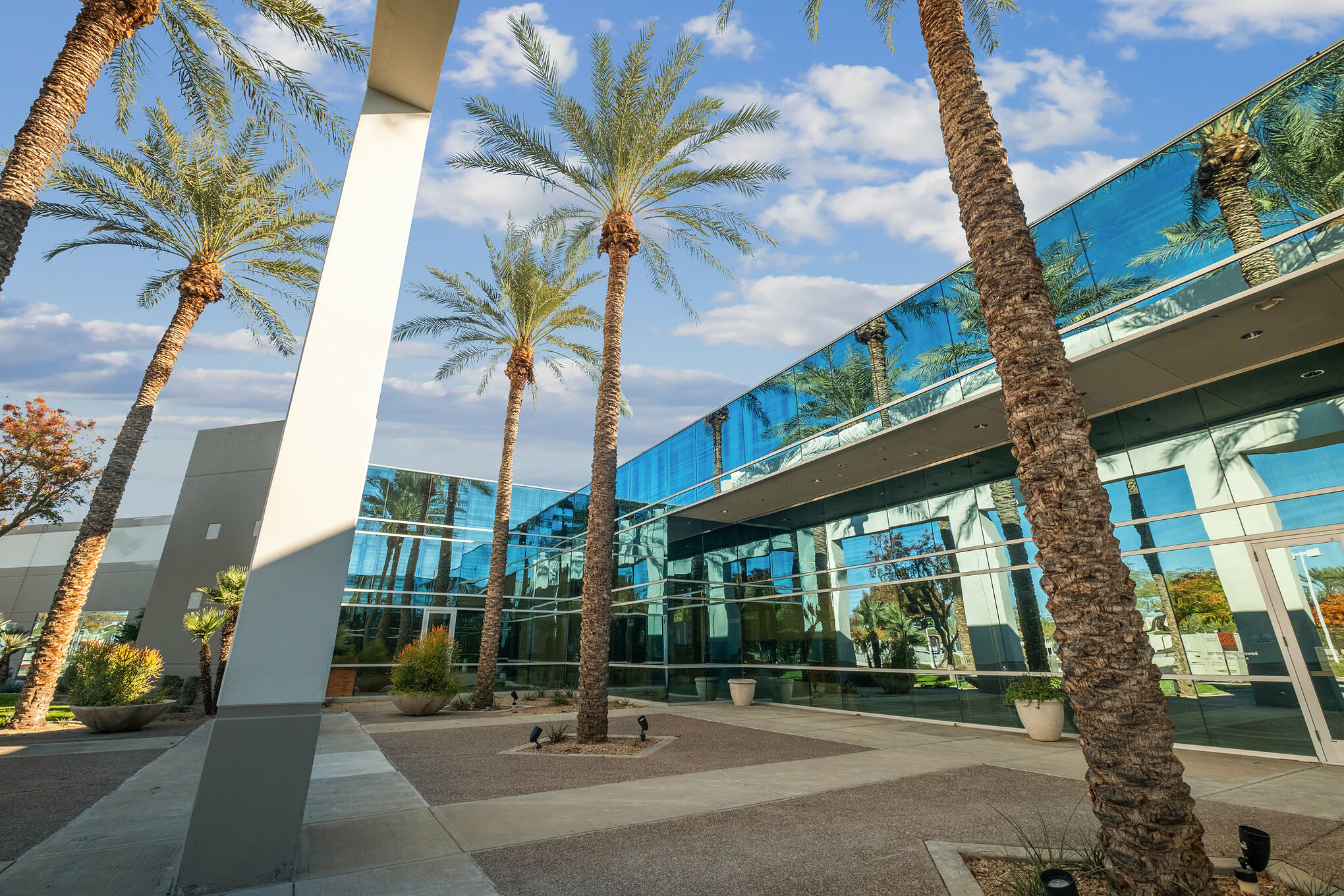 Big Sky acquires Blackhawk Medical Center in Phoenix, Arizona.