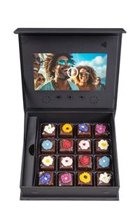 M. Cacao’s Salts of the World Collection includes eight globally inspired chocolate creations and is available in the first-ever chocolate video box, Expressio.