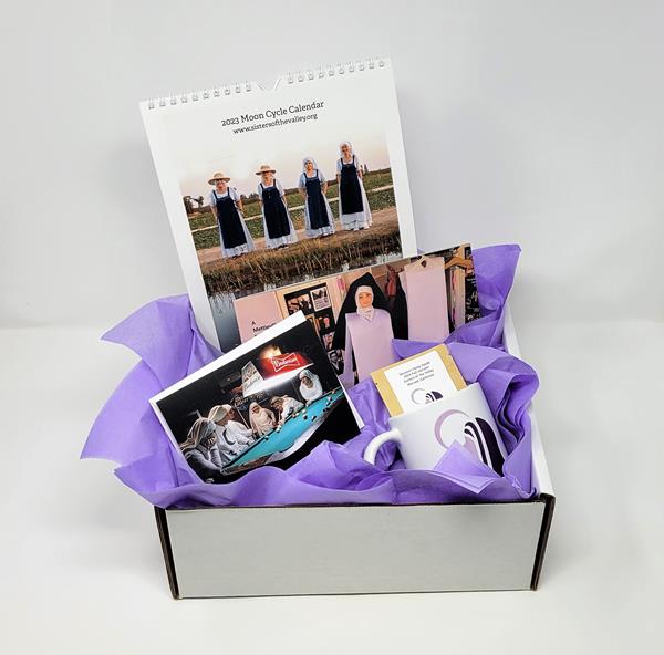 Family Bundle with 2023 Calendar and Other Holiday Gifts