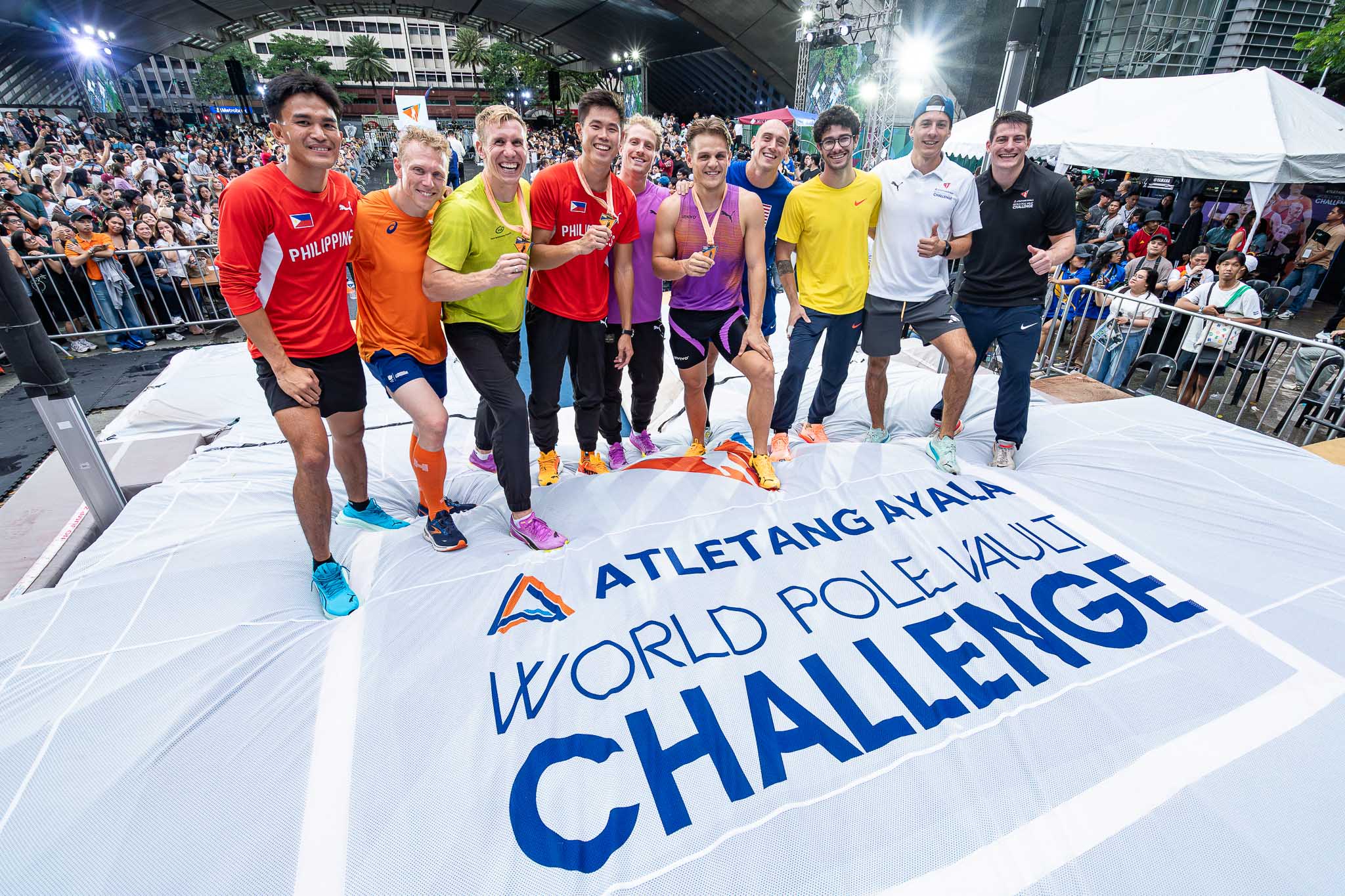 AA World Pole Vault Challenge - Hokett, Menno Vloon, Piotr LiseK, EJ Obiena, Thibaut Collet, Austin Miller, Ersu Şaşma,  Oleg Zernikel, Matt Ludwig