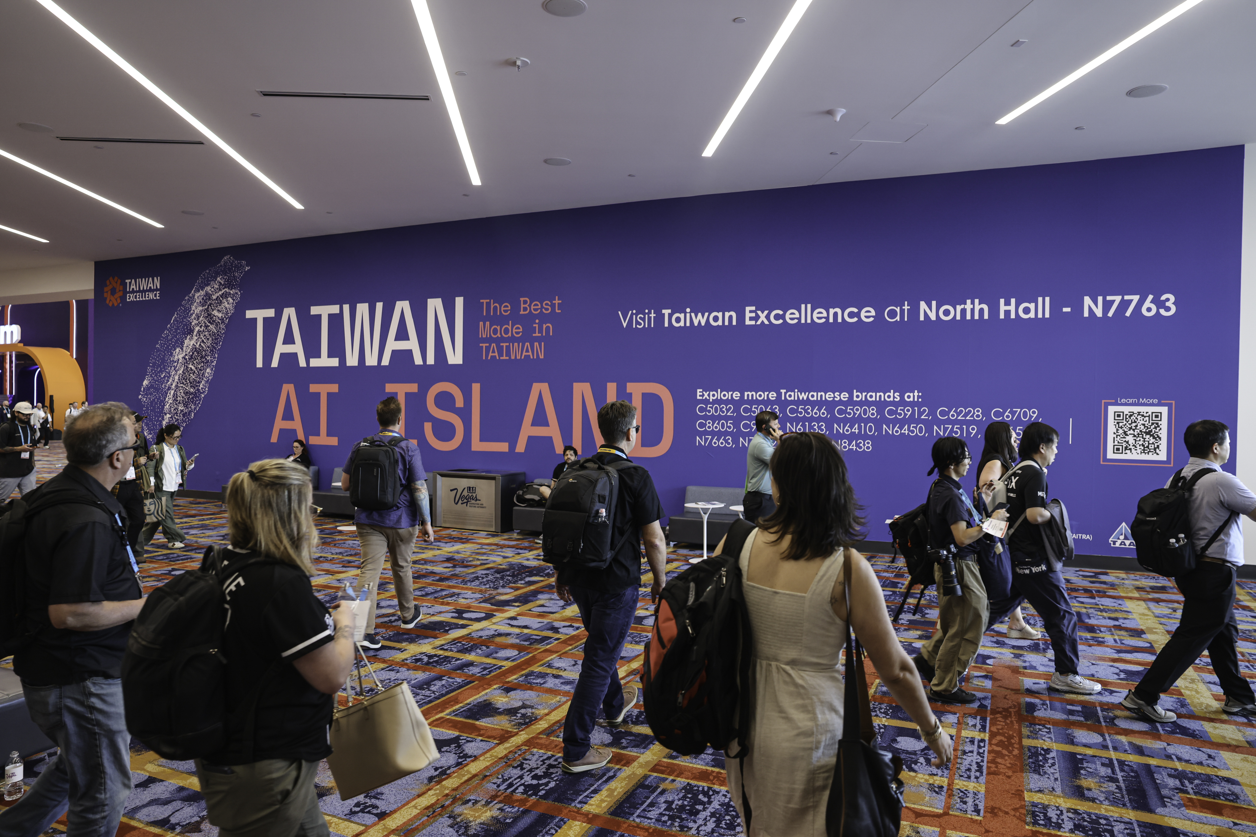 Taiwan Excellence OOH InfoComm 2026