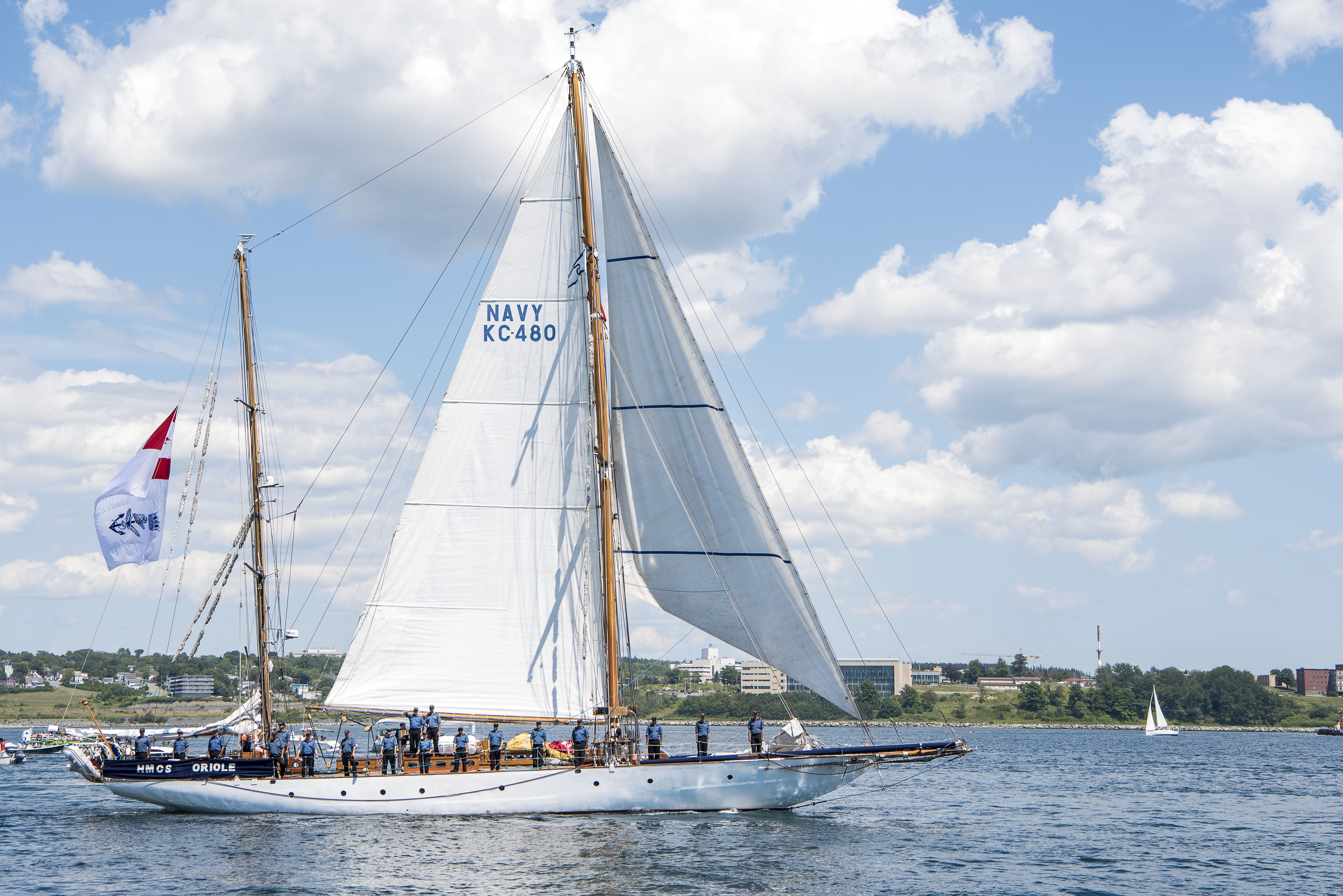 HMCS Oriole