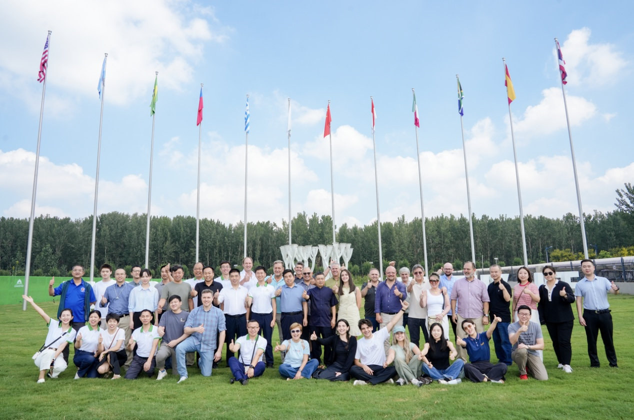 Group photo of Countree Food employees