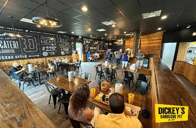 Dickey's Barbecue Pit Opens in Baton Rouge