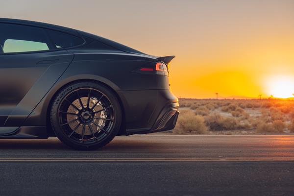 Unplugged Performance Tesla Model S-APEX Plaid Carbon Fiber Aero Suspension Carbon Ceramic Brakes BBK Wheels Image 1.9.jpg