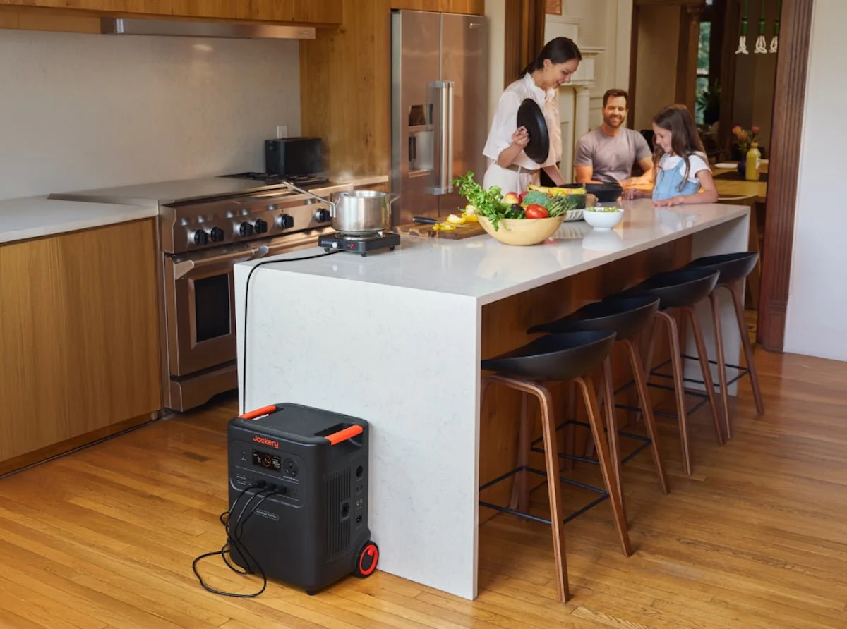 Jackery HomePower 3600 Plus