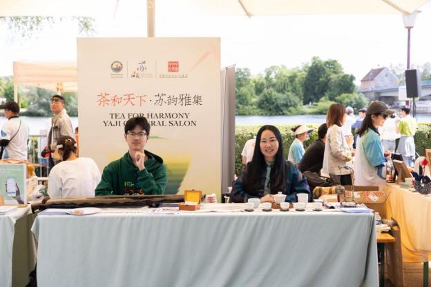 Charm of Jiangsu Debuts at Luxembourg Int'l Dragon Boat Festival